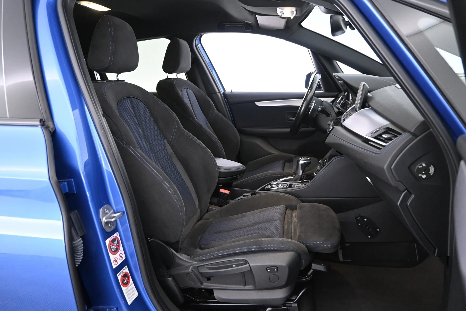 Car Image - 6LkZX5pE3ZVVS4xjmI0QZA