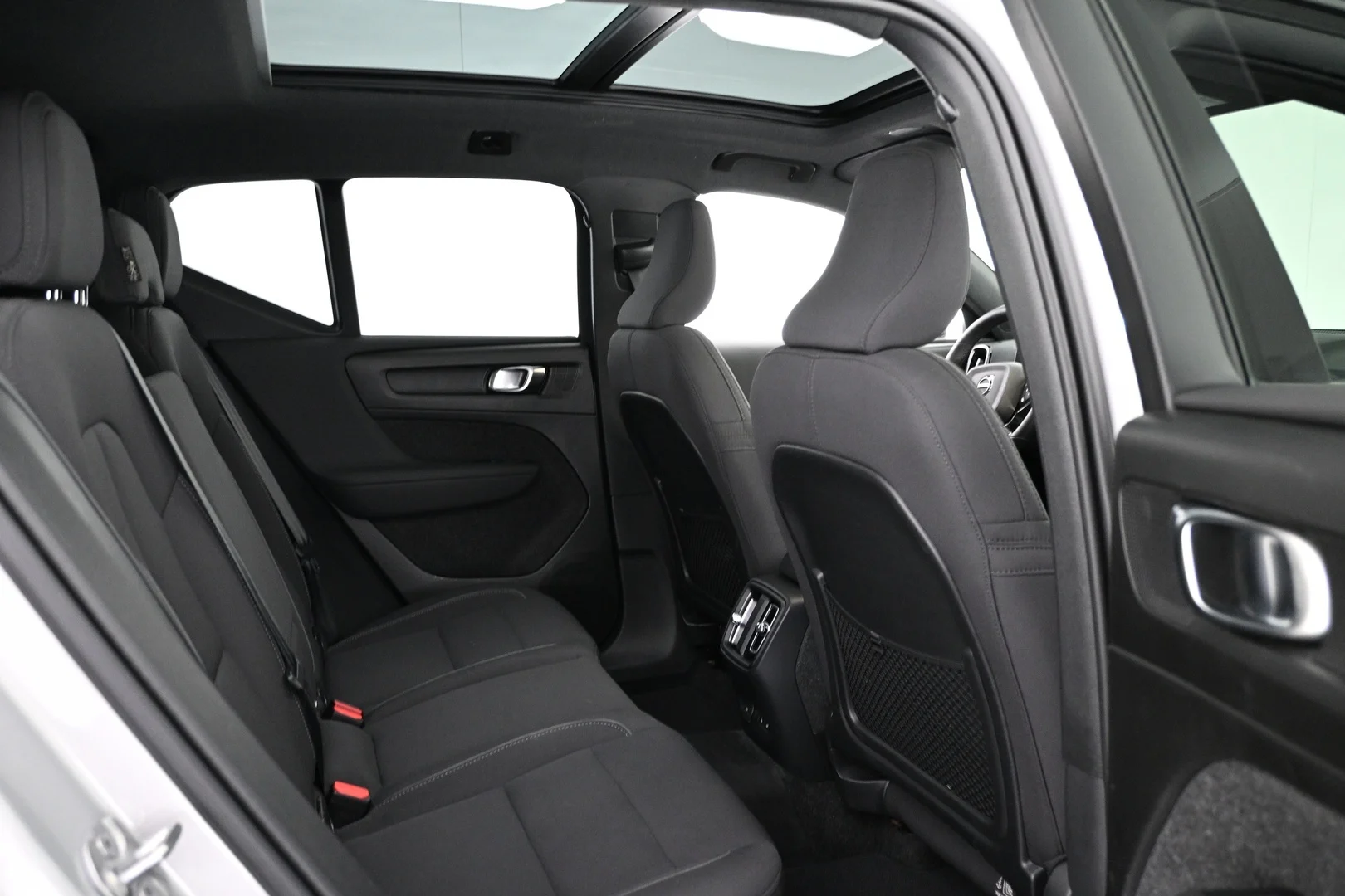 Car Image - 3oMCdGwuwGrcQQai2Fu2Kv