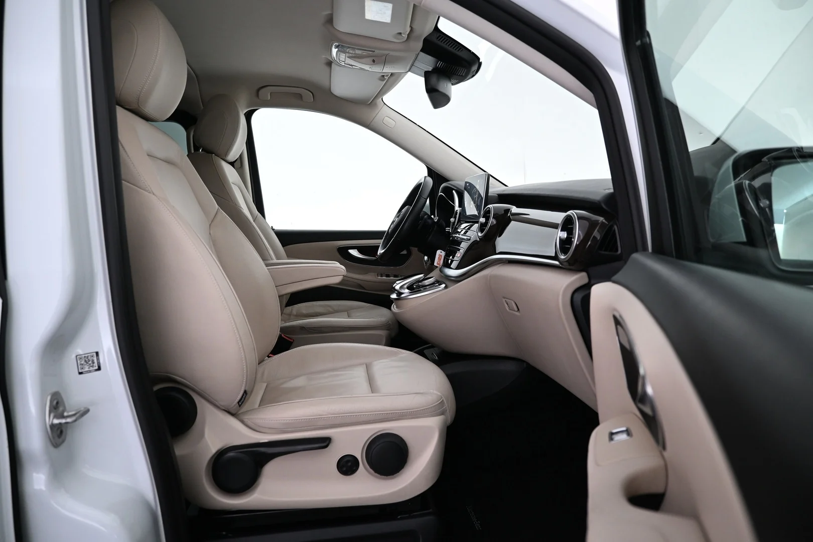 Car Image - 4lKUIOlAnrwNWXepl3MbEy