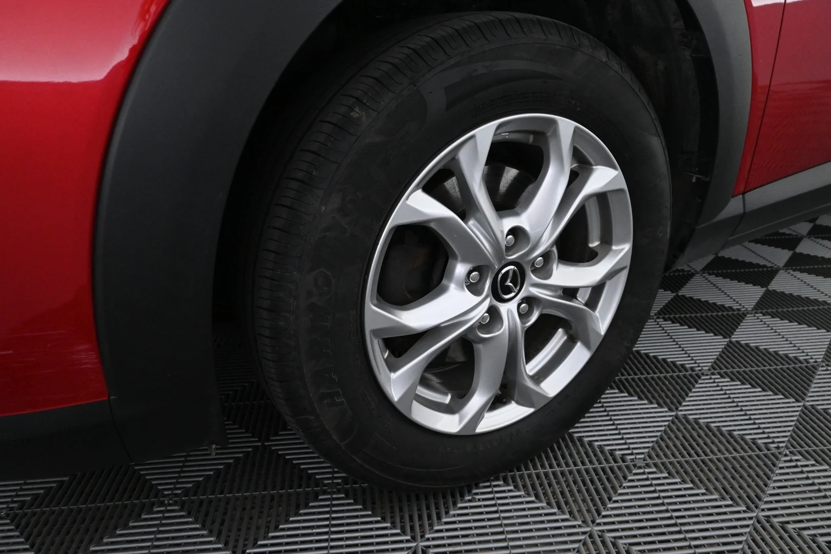 Car Image - 1Cd49QwWMxpJFDi7J8tJ88