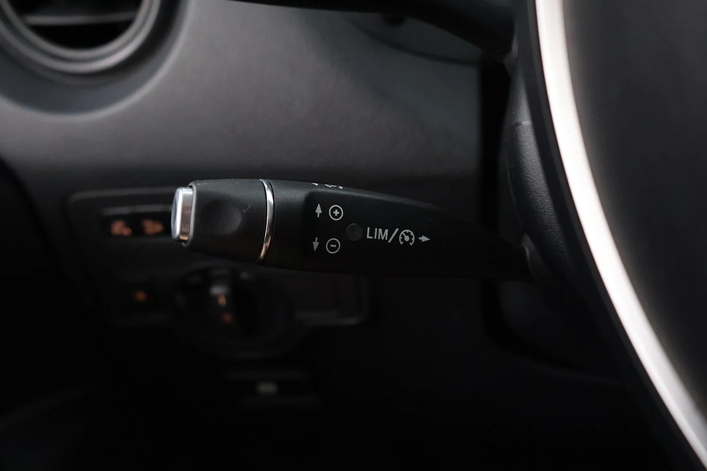 Car Image - gZvYN6CUj1E5fAkxheQ7a