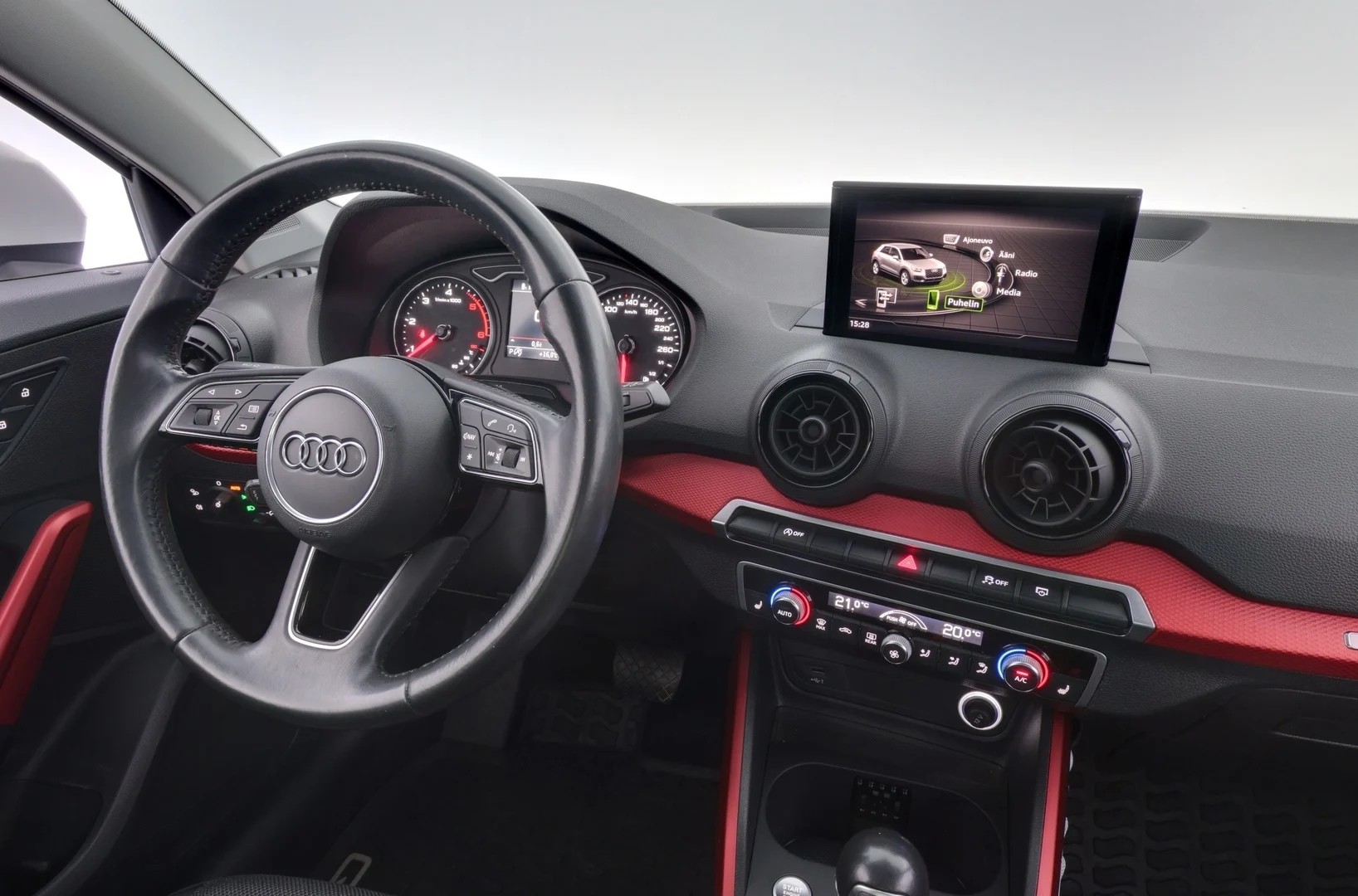 Car Image - UUAVC1WPwR9KHyCfC6ymS