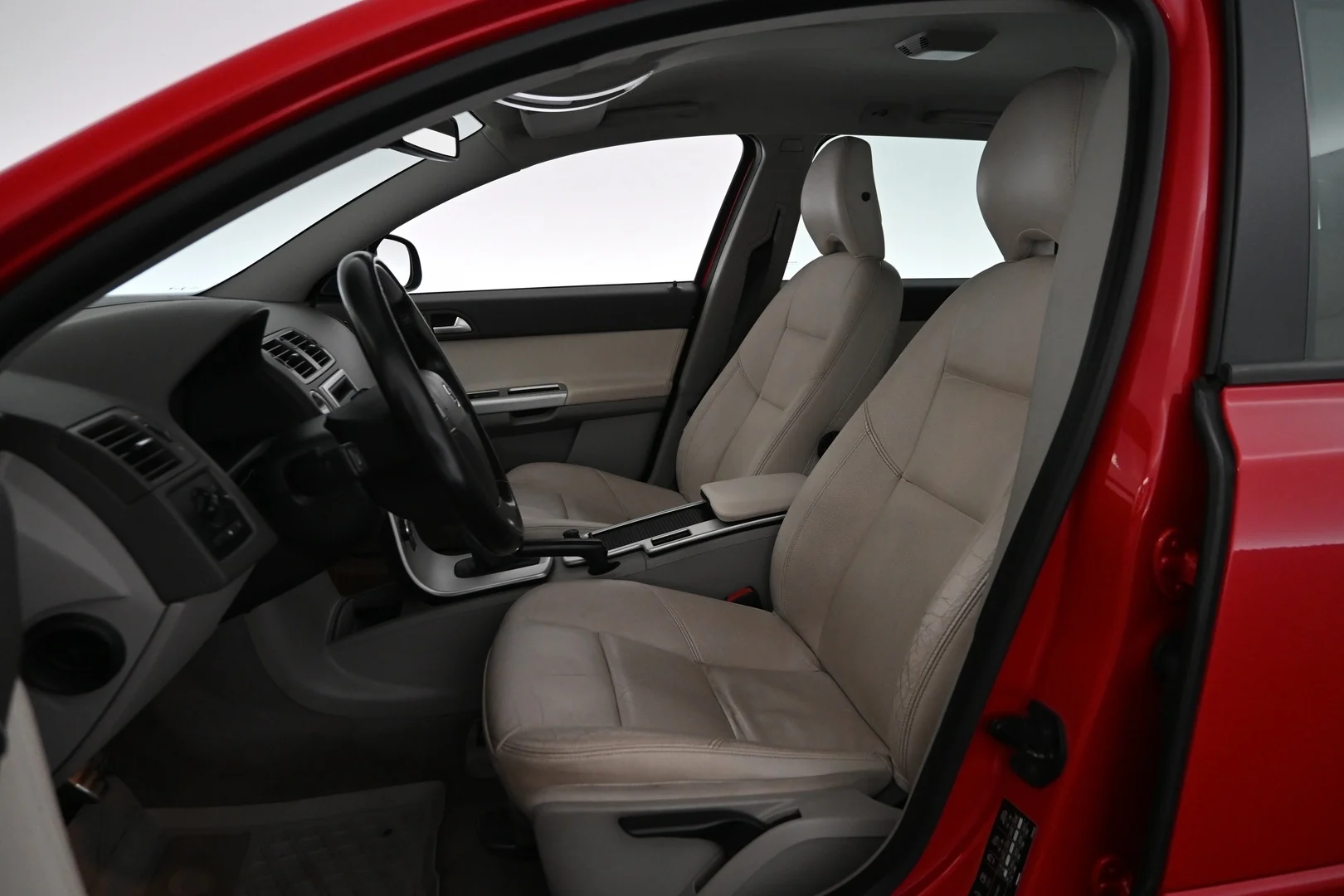Car Image - 7yEBBsAn9xLfgFffKr8yLI