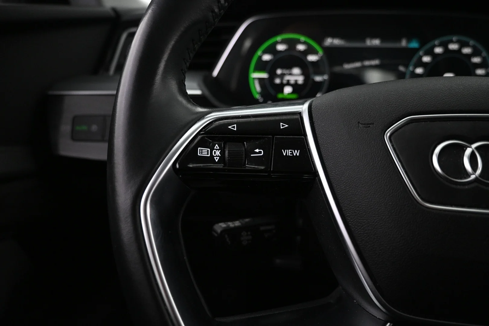 Car Image - 1uDot3mjT0SjnHLdRYlh68