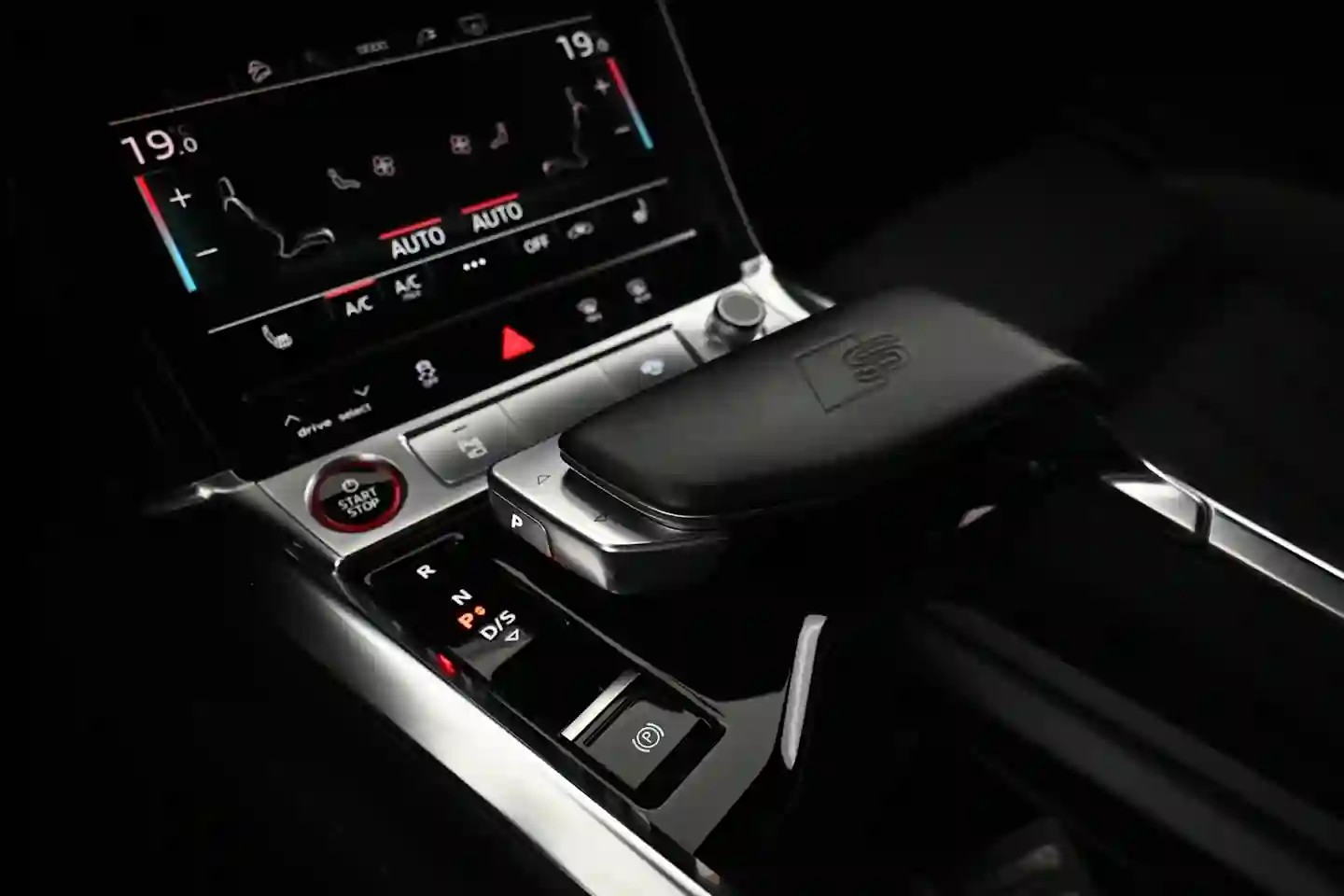 Car Image - 6o3T03baz5iYasDWG9Gsho