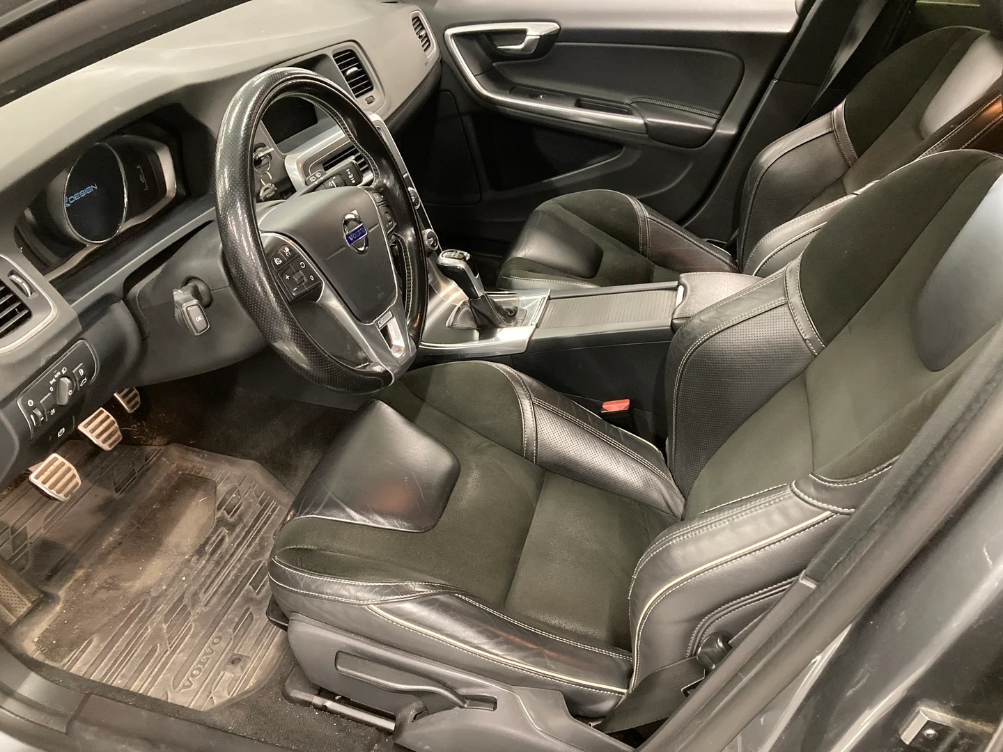 Car Image - 3n5K5kkTp9uM9Tl0EfrkWE