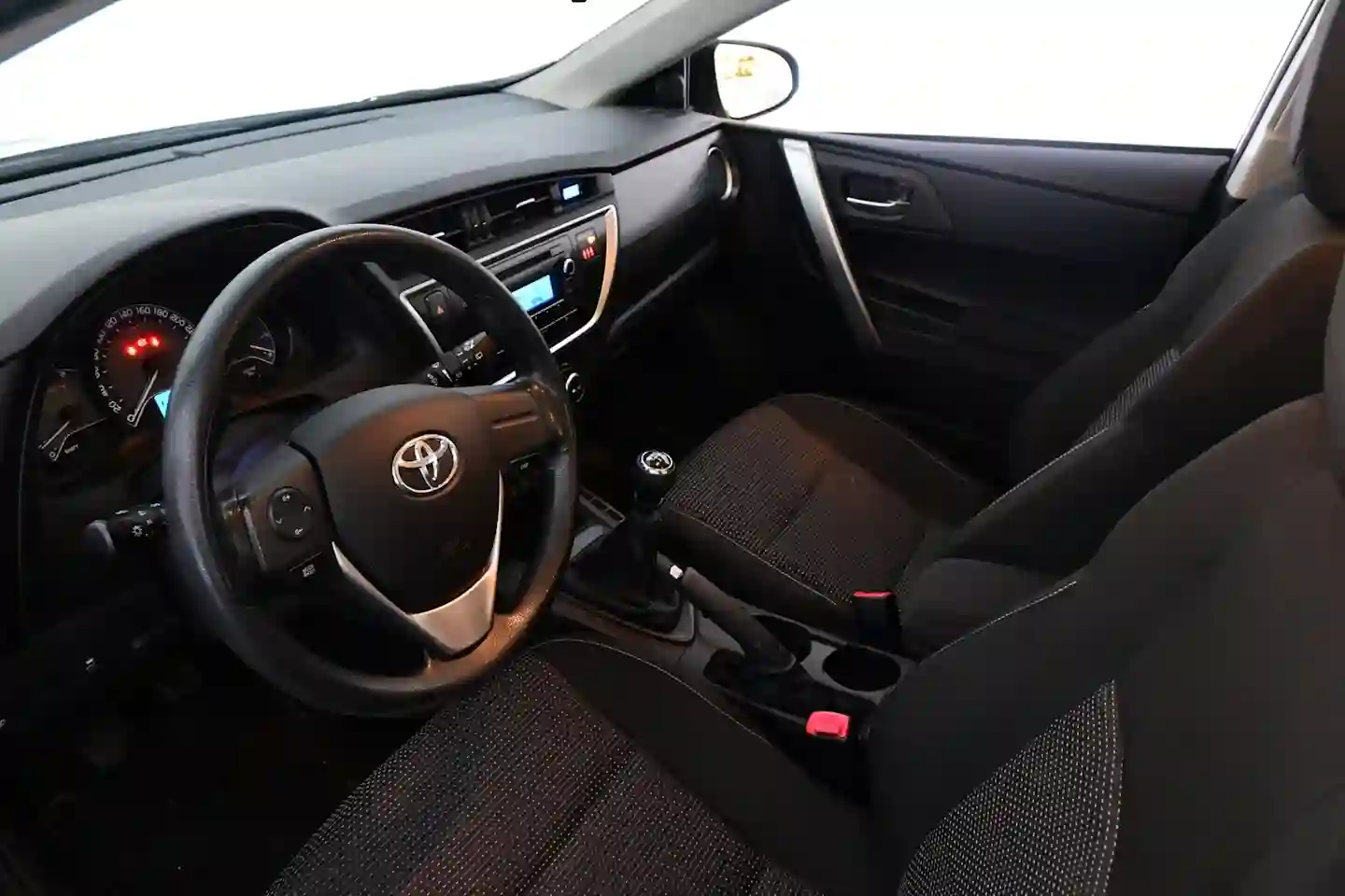 Car Image - 1FgCoj7BS8nRP833VPyLqE