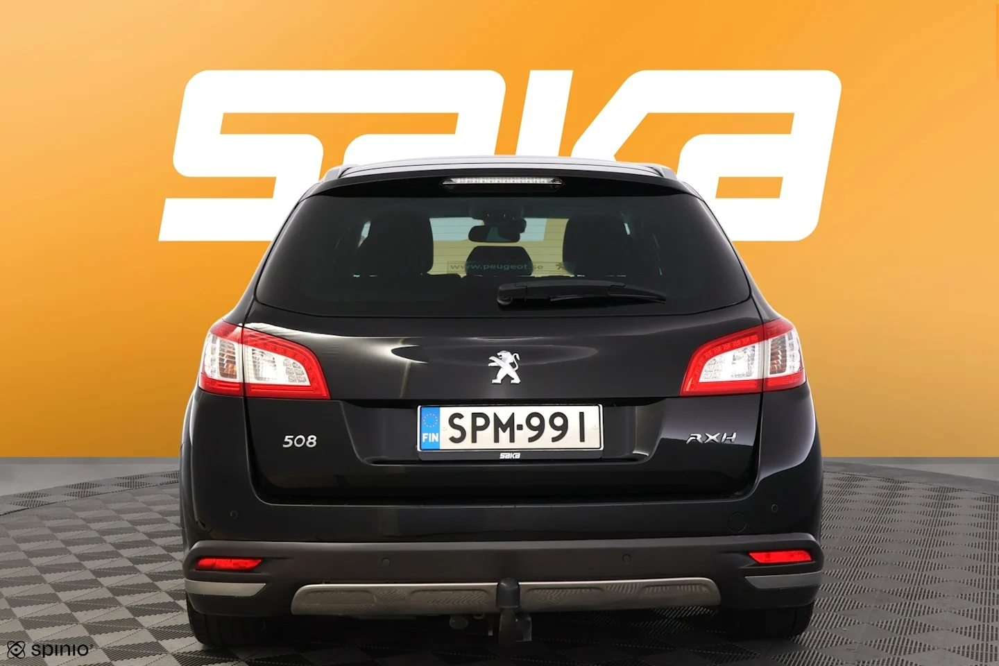 Car Image - 4Rxw3eQ6XqWsuXHgGU3myk