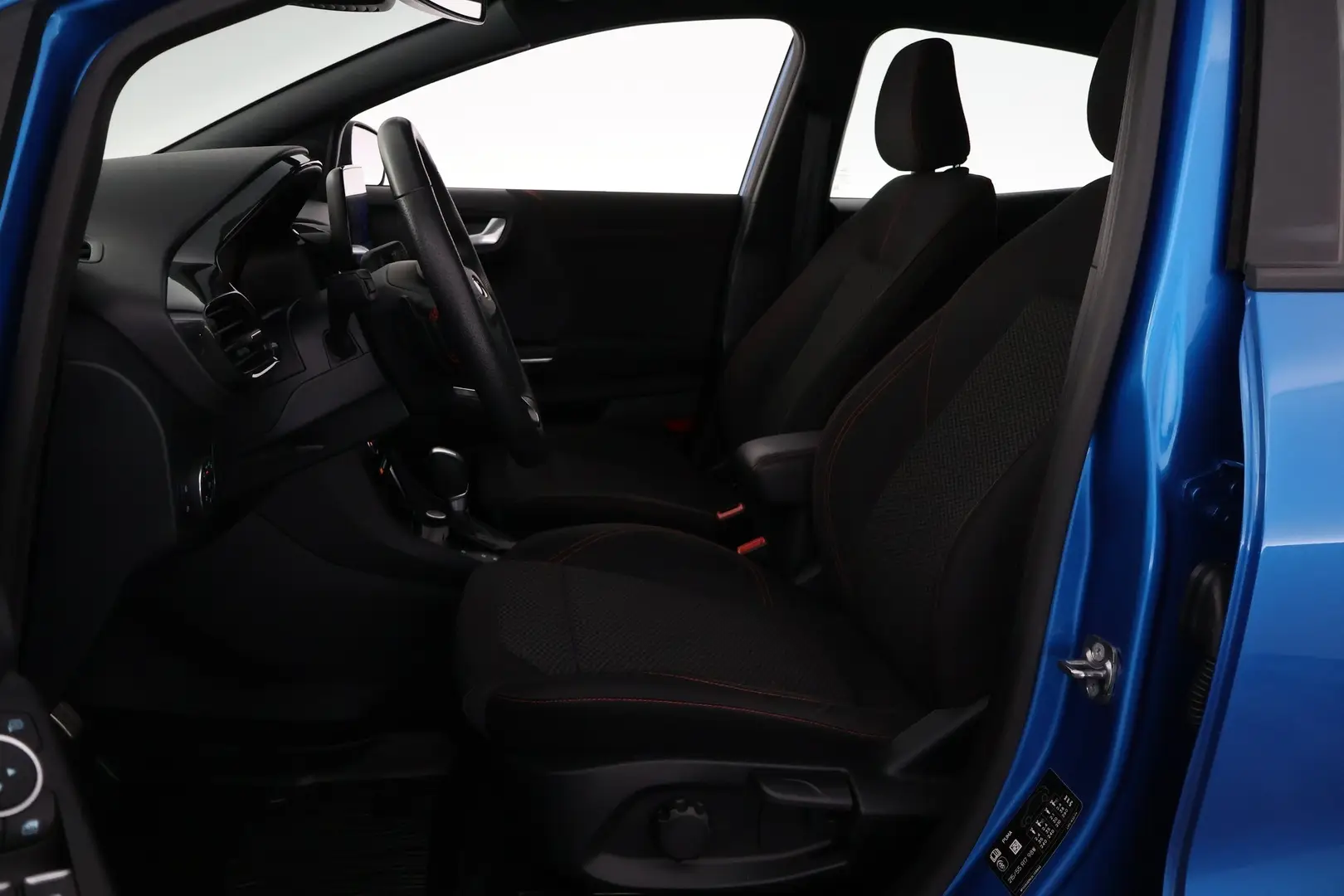 Car Image - 2oot2siioAq3dRyNcI2e2I