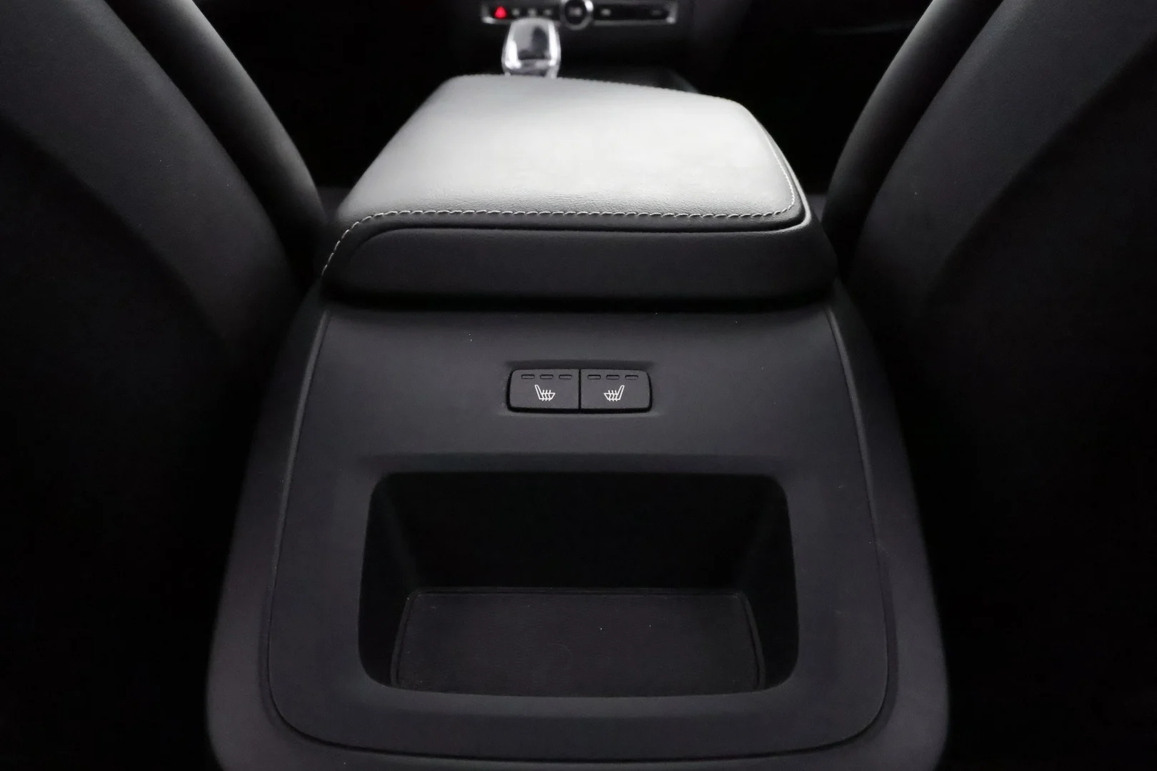 Car Image - 6nZSsMKbxZZ1lDVRpMxGm0