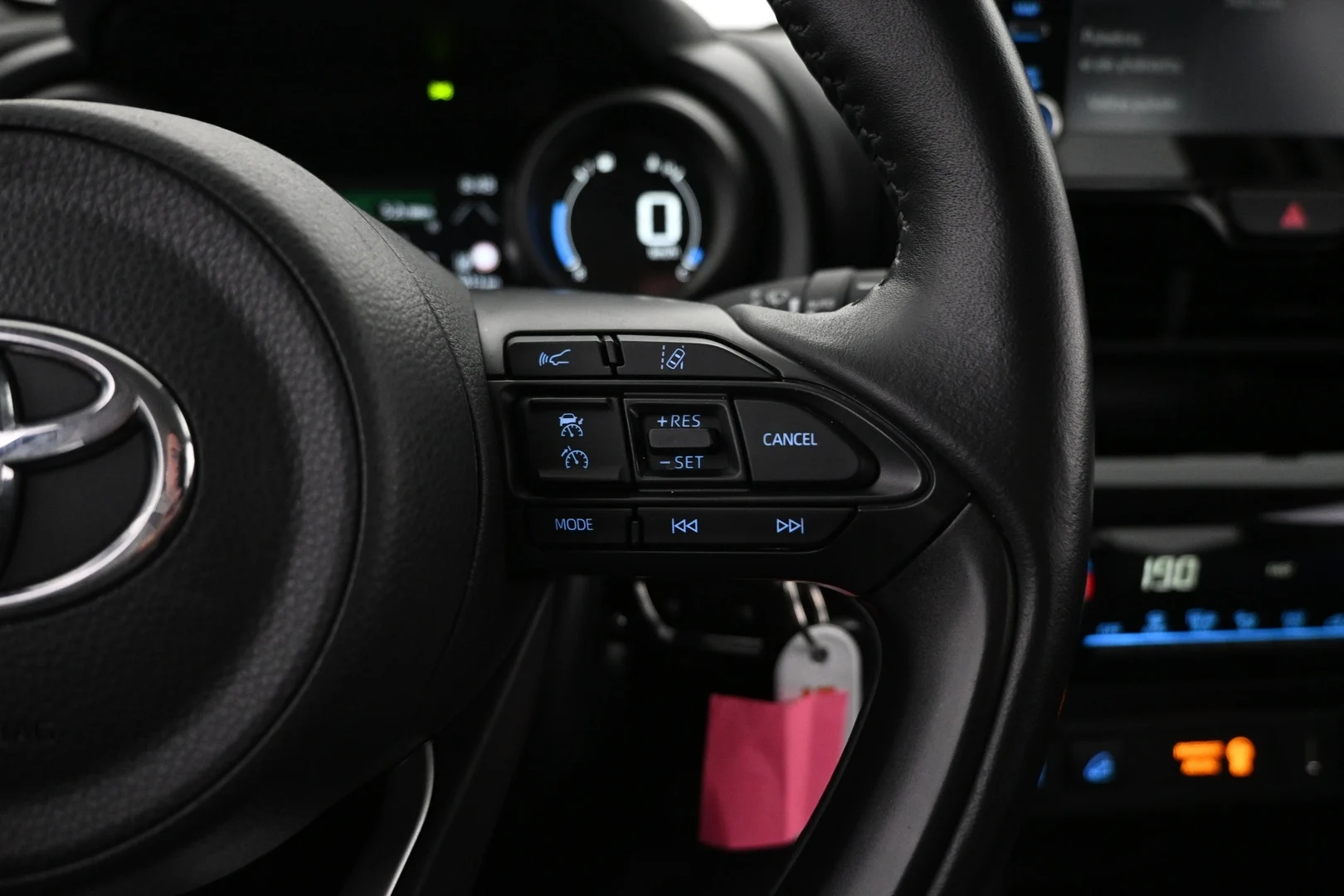 Car Image - 2WJnwQPrMPXPcnJhWM5UfM