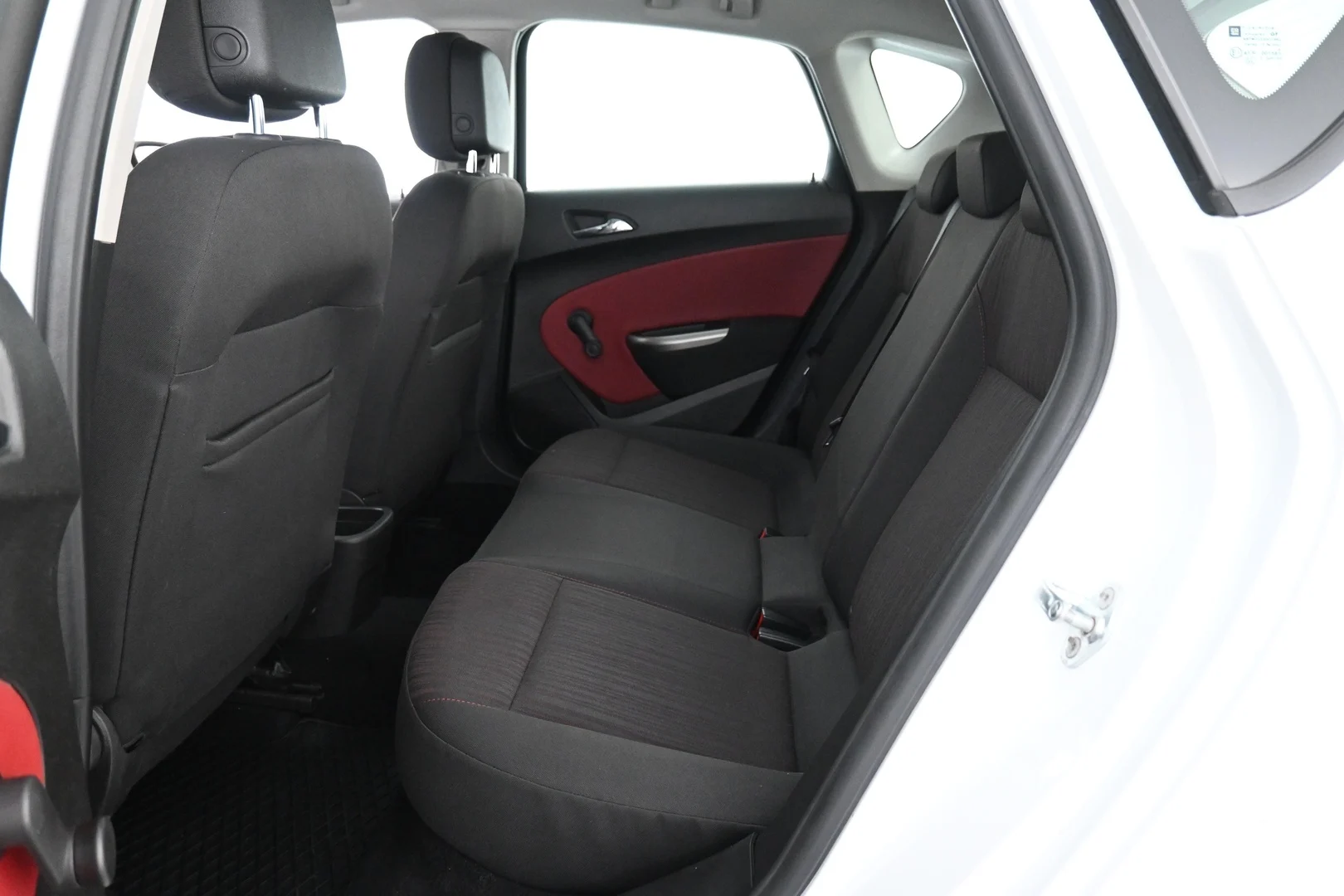 Car Image - 7uFYxQgrBJtc8YTlYIZF09