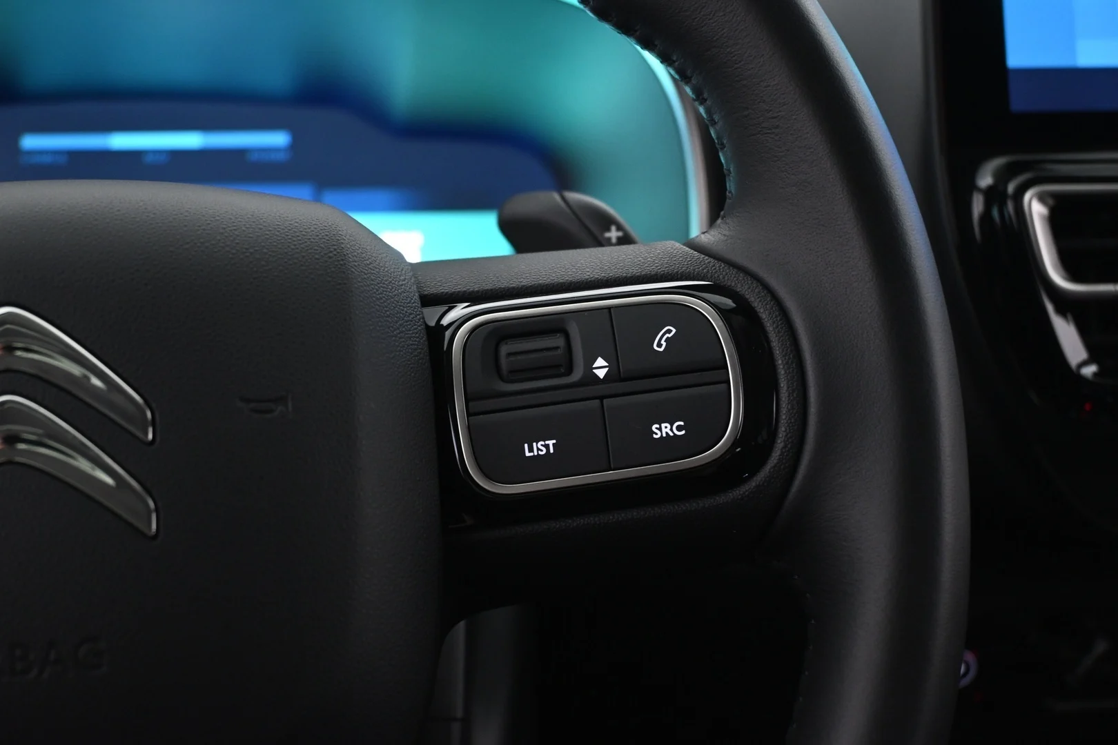 Car Image - 60DMMFqkjCxT53i5zFODy9