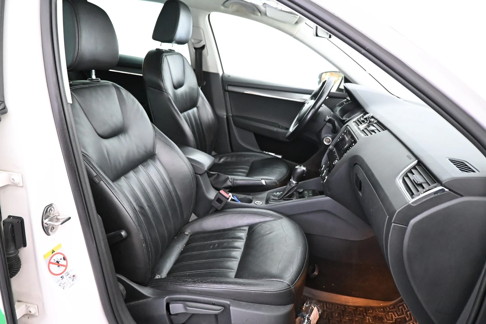Car Image - 50EQEDXFcQ3FO7Pyec16pv