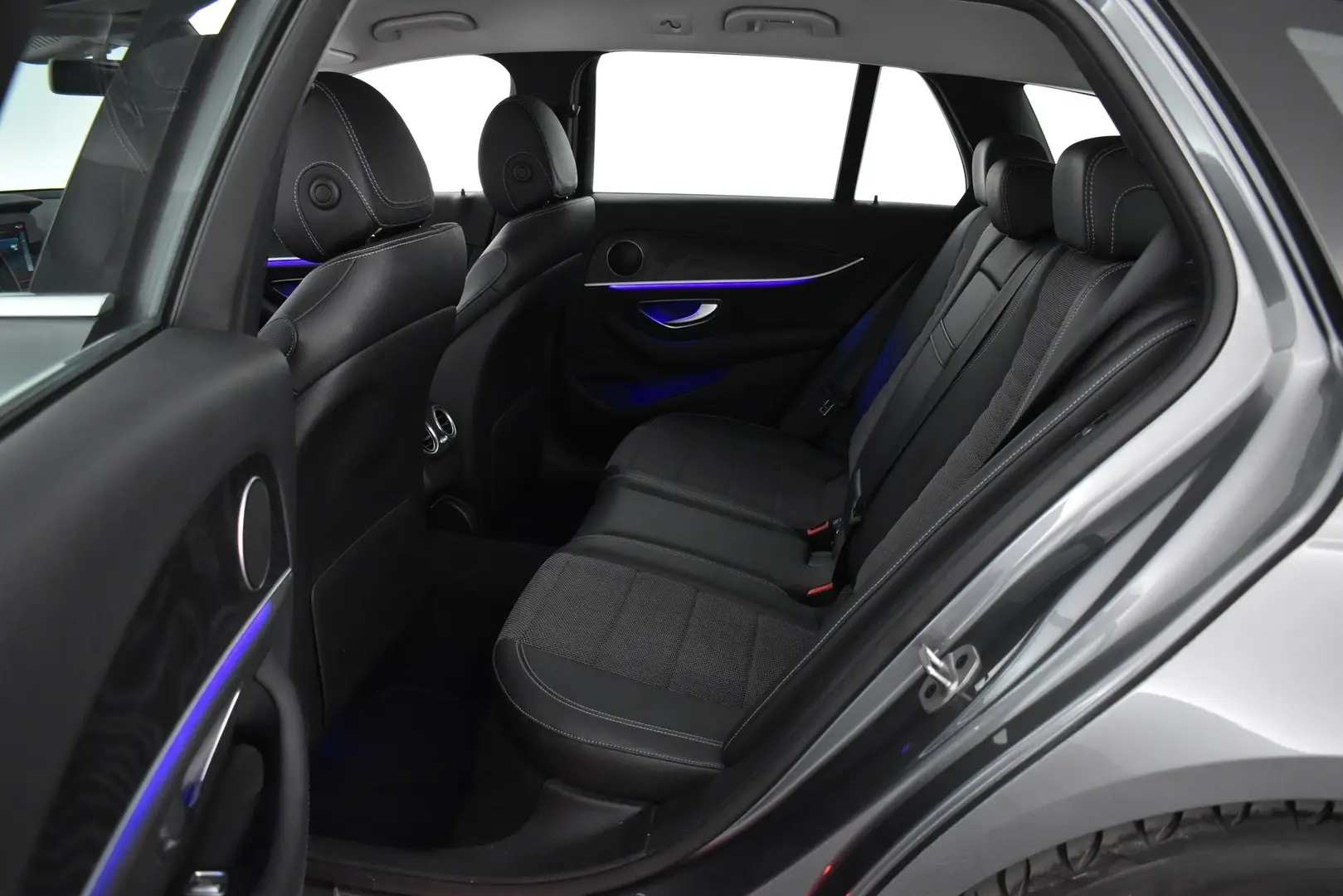 Car Image - 5wAmjGUAWHYq8glkUFdu7k
