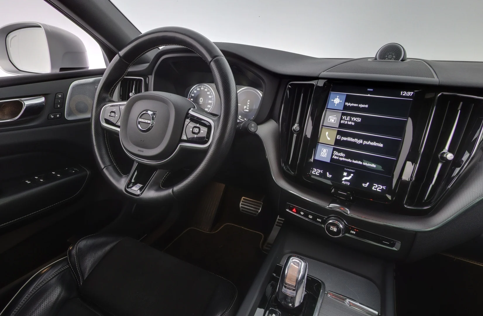 Car Image - 2Q0RwSpIQLyHEczMaPXGFP