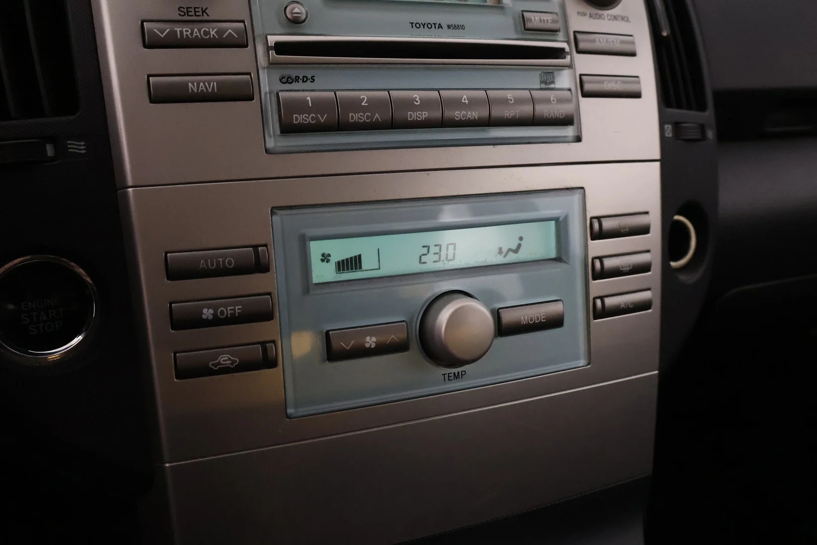 Car Image - vOLQx8dlW663xHnM8img7