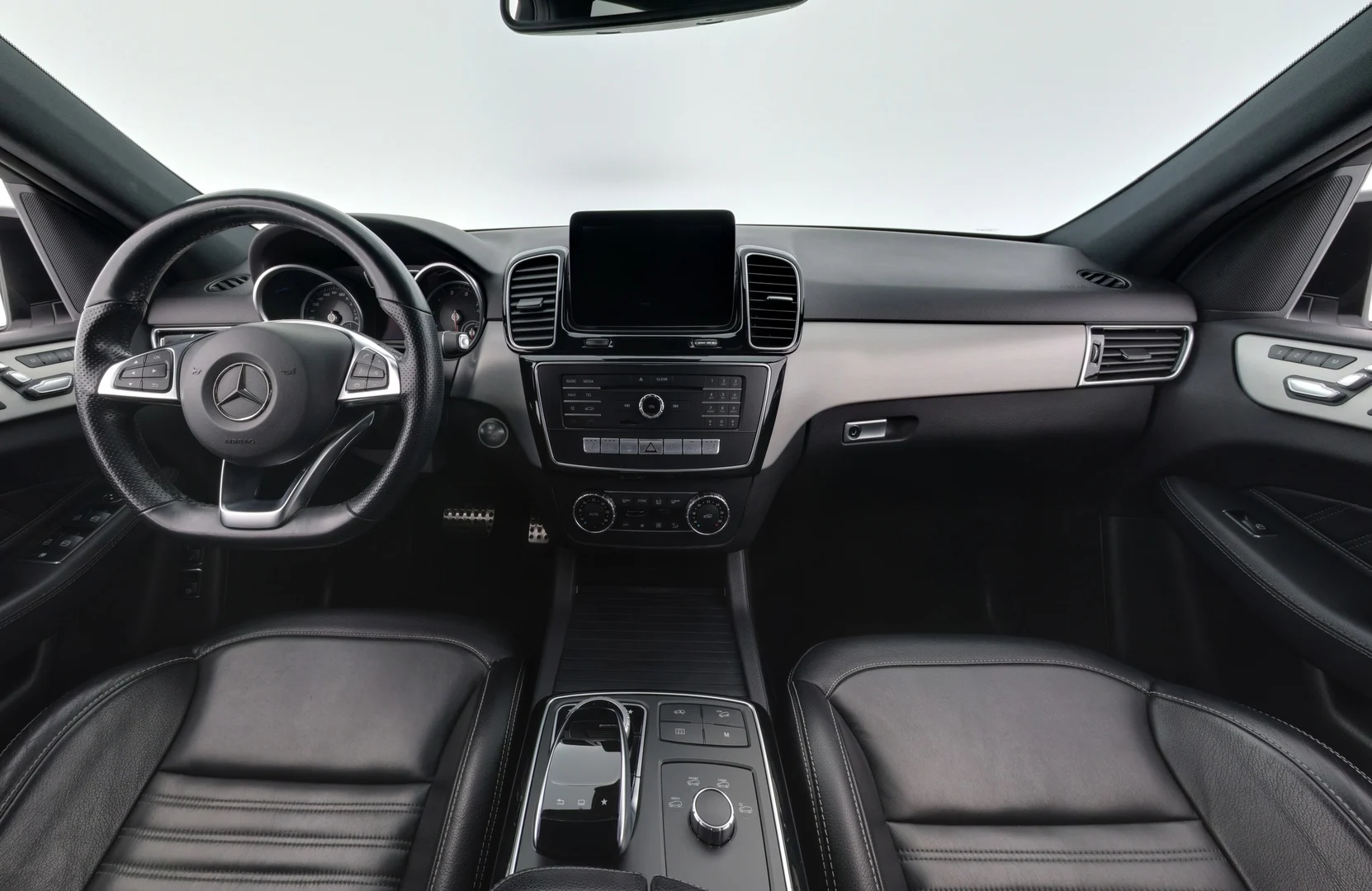 Car Image - 2g6VAabyrnatxh9O1HHNdU