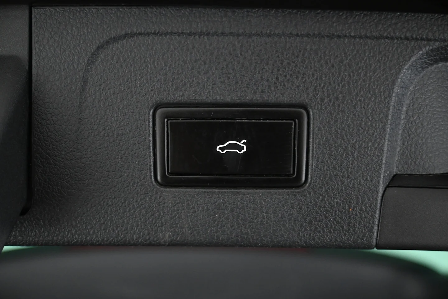 Car Image - iEyxyt8wNVpzfceczsdSw