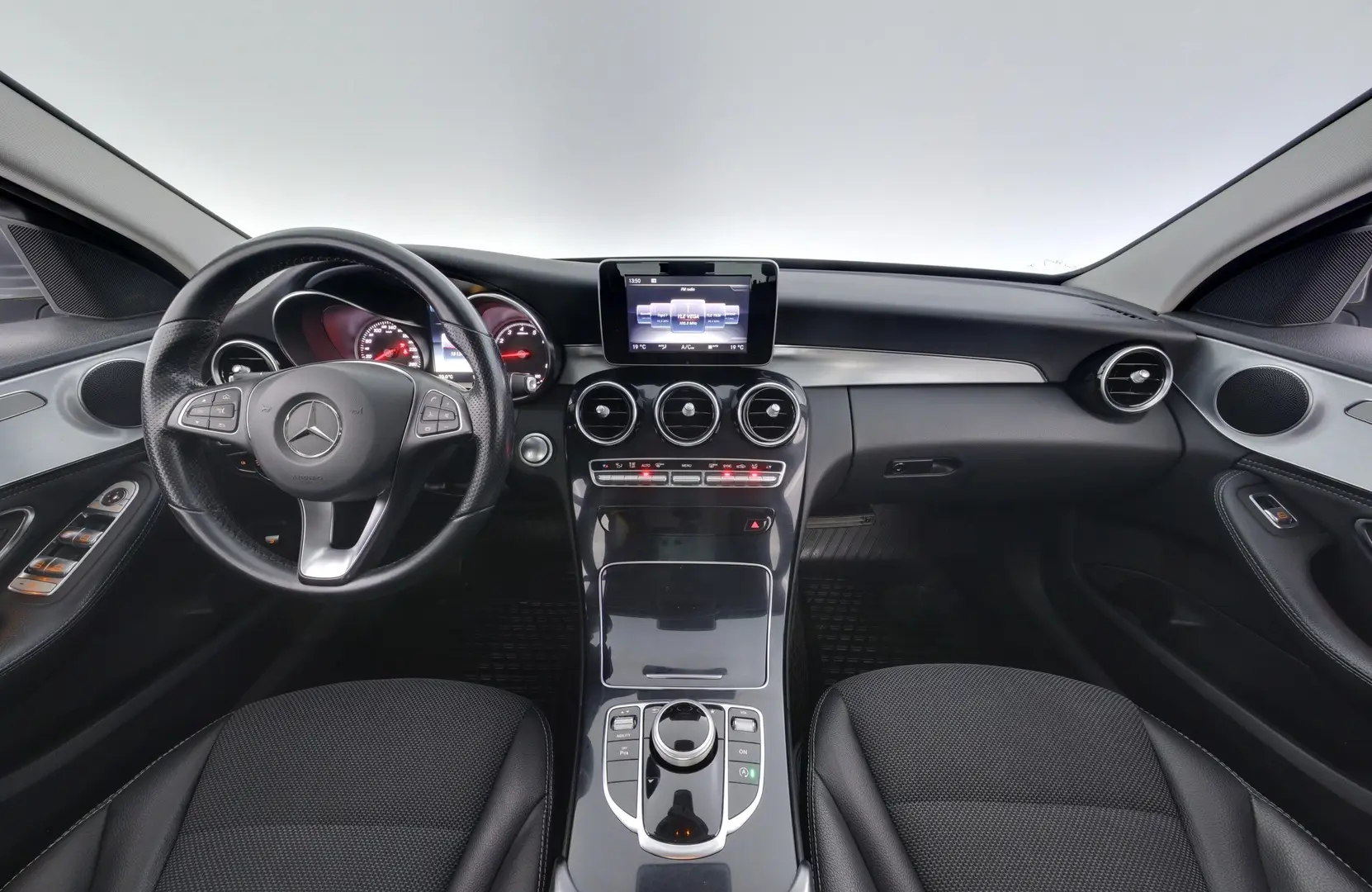 Car Image - 1TrvBSQlrkAozOUvFCDig3