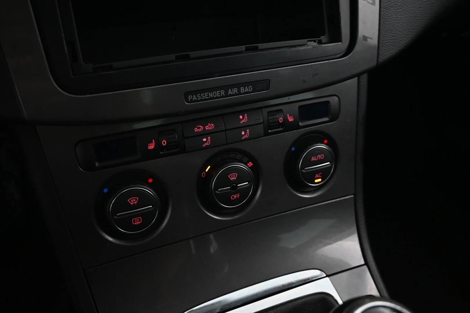 Car Image - 31mICo9XjHM5BUxG49eWpY
