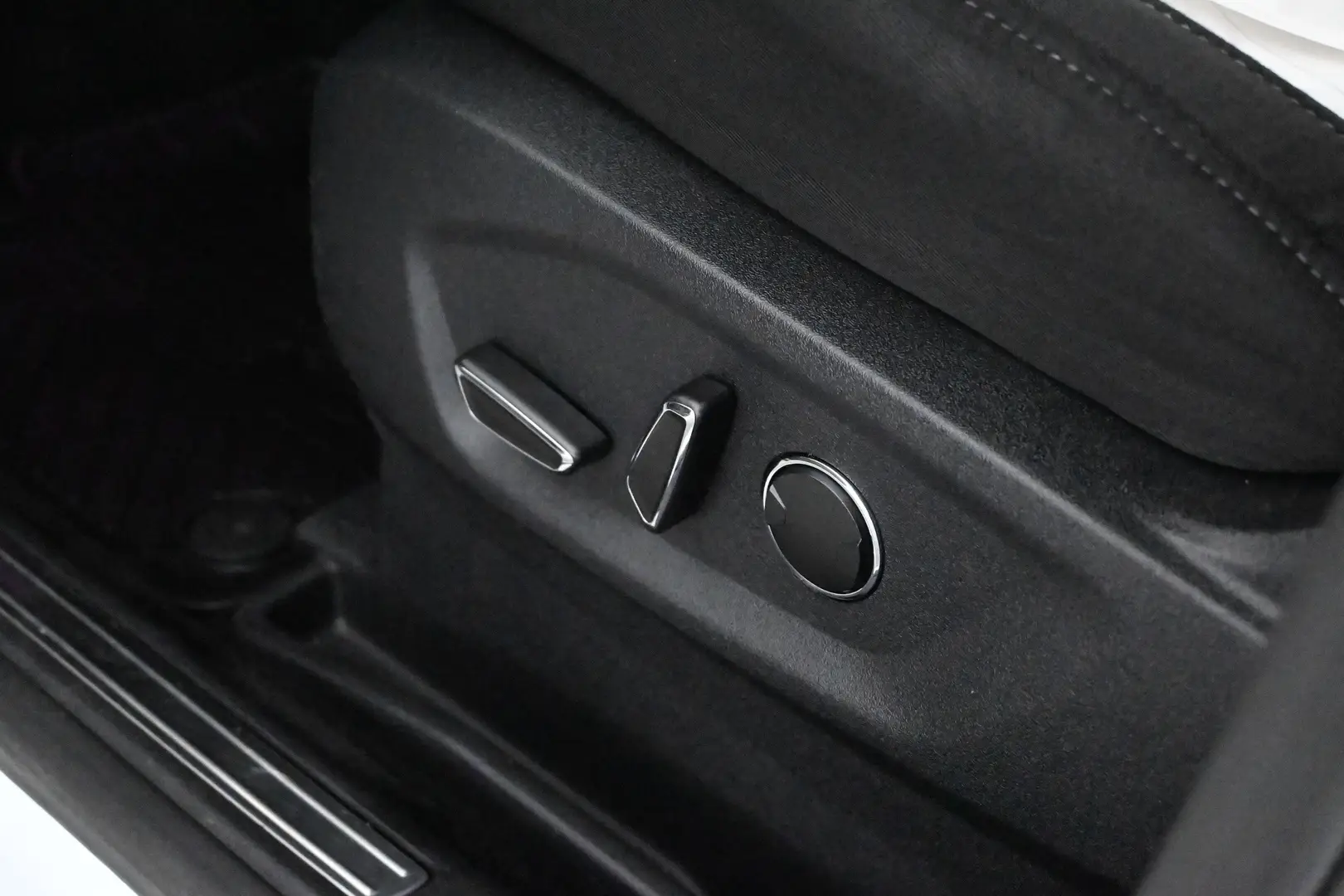 Car Image - 399soqlokbV5fUIbV348Fk