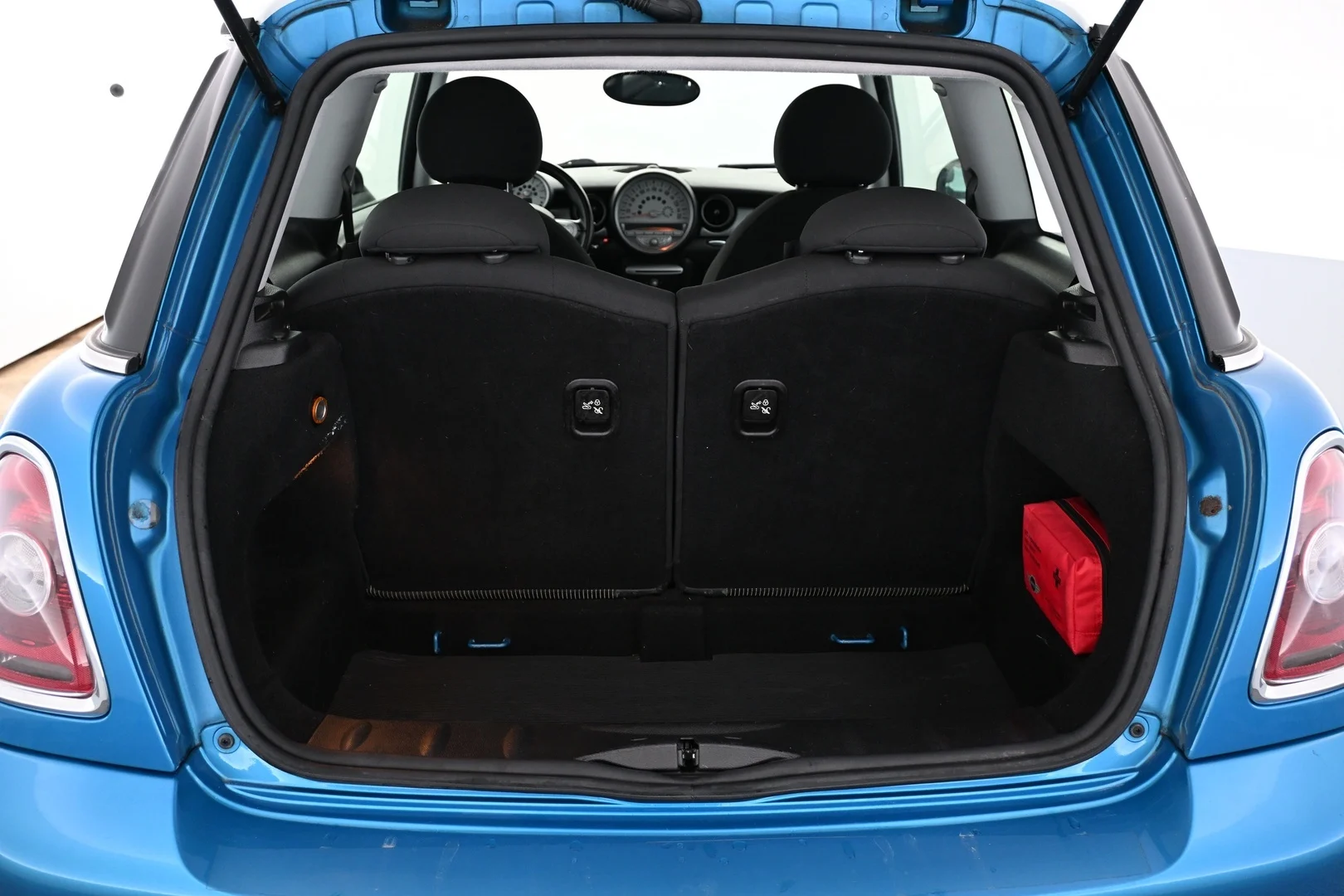 Car Image - 6H20dmsTpGUDuQtXadDOyi
