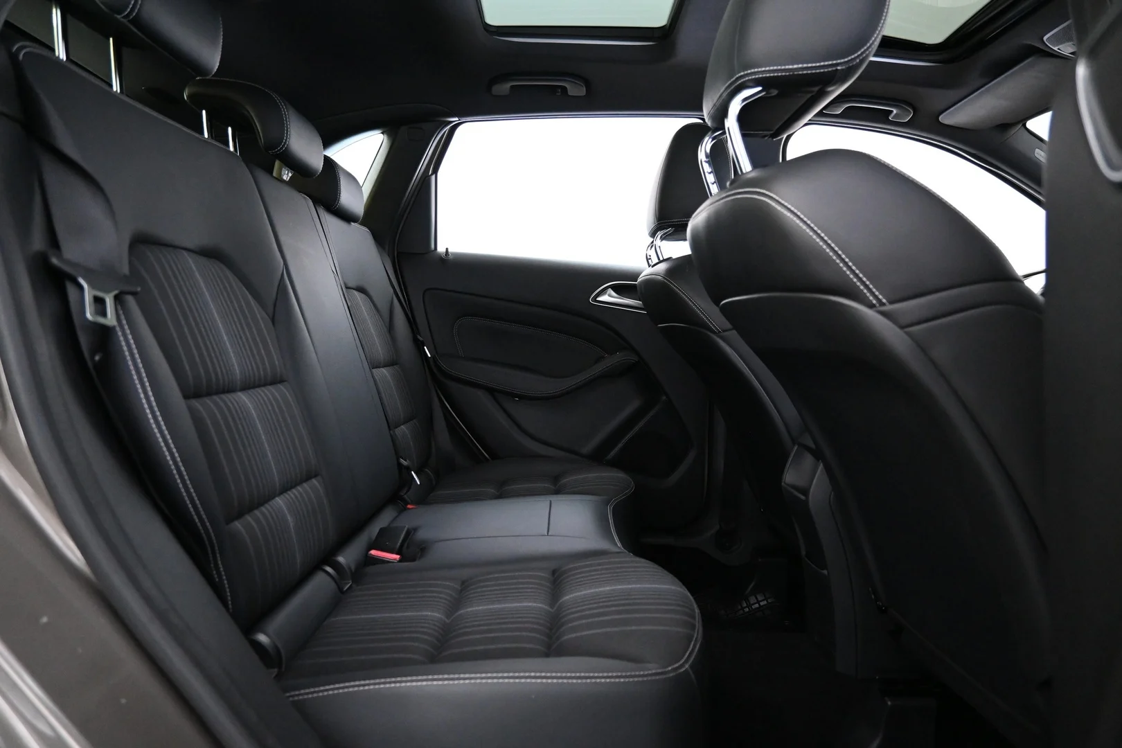 Car Image - 6q4IAFRIgtcmkoGoyGB1jY