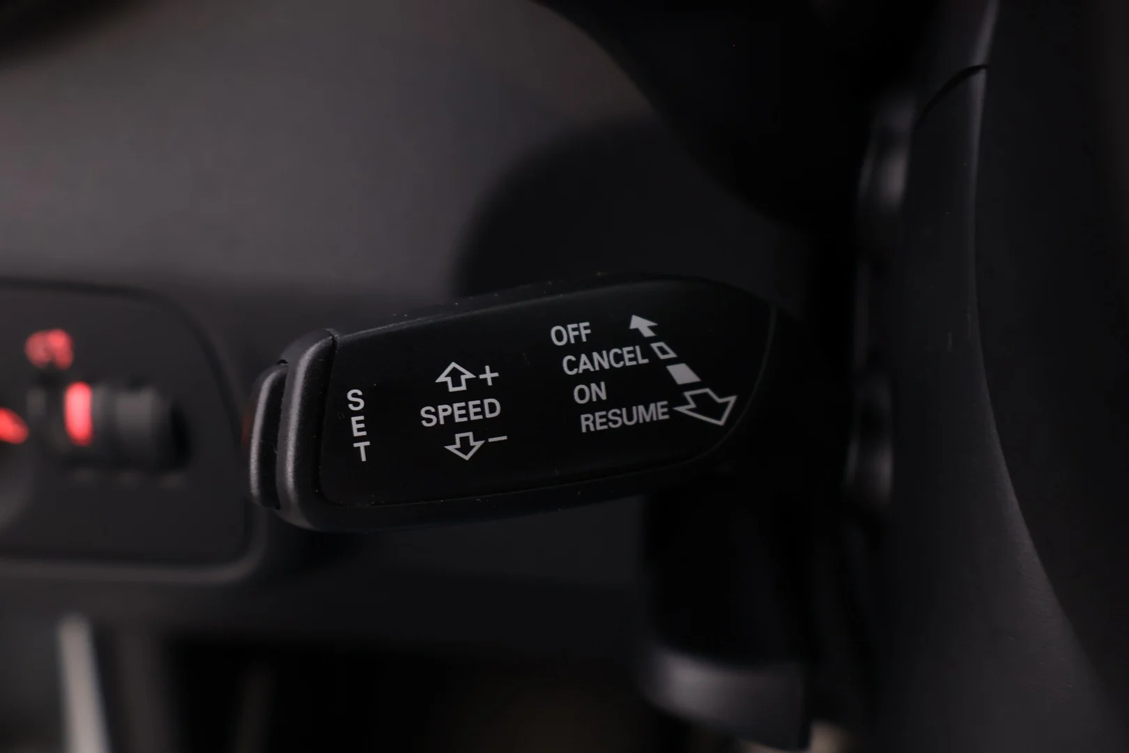 Car Image - 1HGKg1CDUEWT3058Y4wKlO