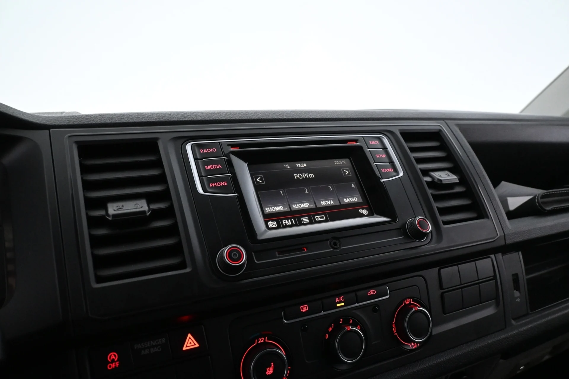 Car Image - 6ujXGNedO60OZsMQMhpd9P