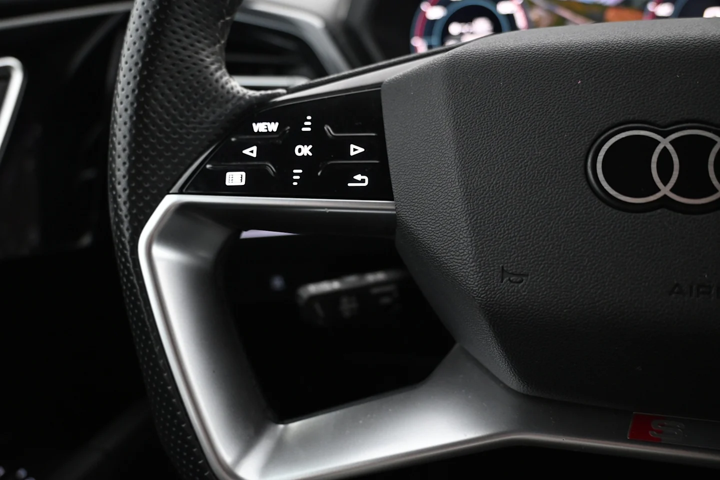 Car Image - 10OTZBzWZIA5j1rRliqsdm