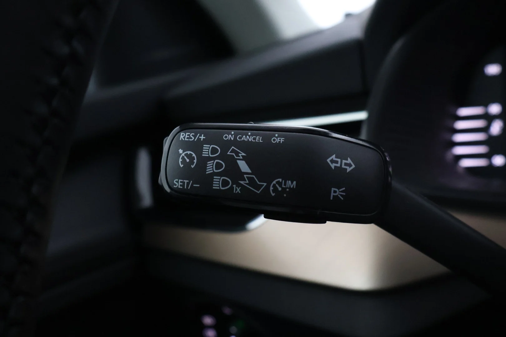 Car Image - 6mttwVXhi4mBDUwSyQsp4L