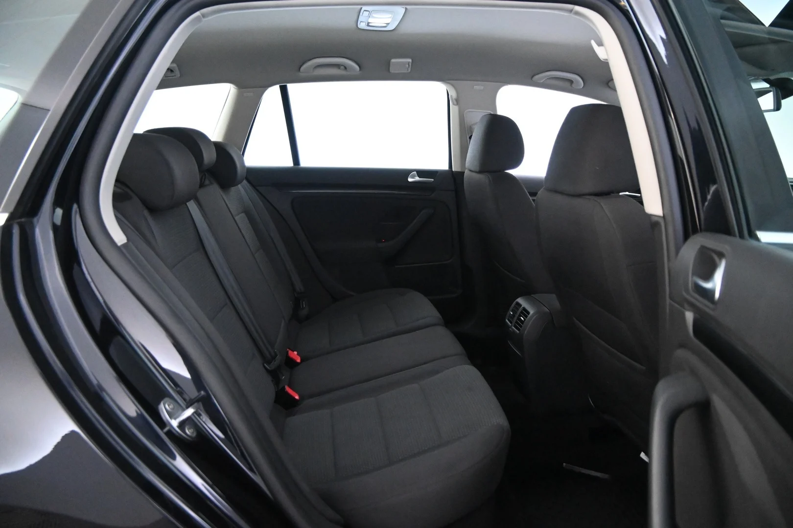 Car Image - 4aNJZ5eNekjuecY0zSQaUq