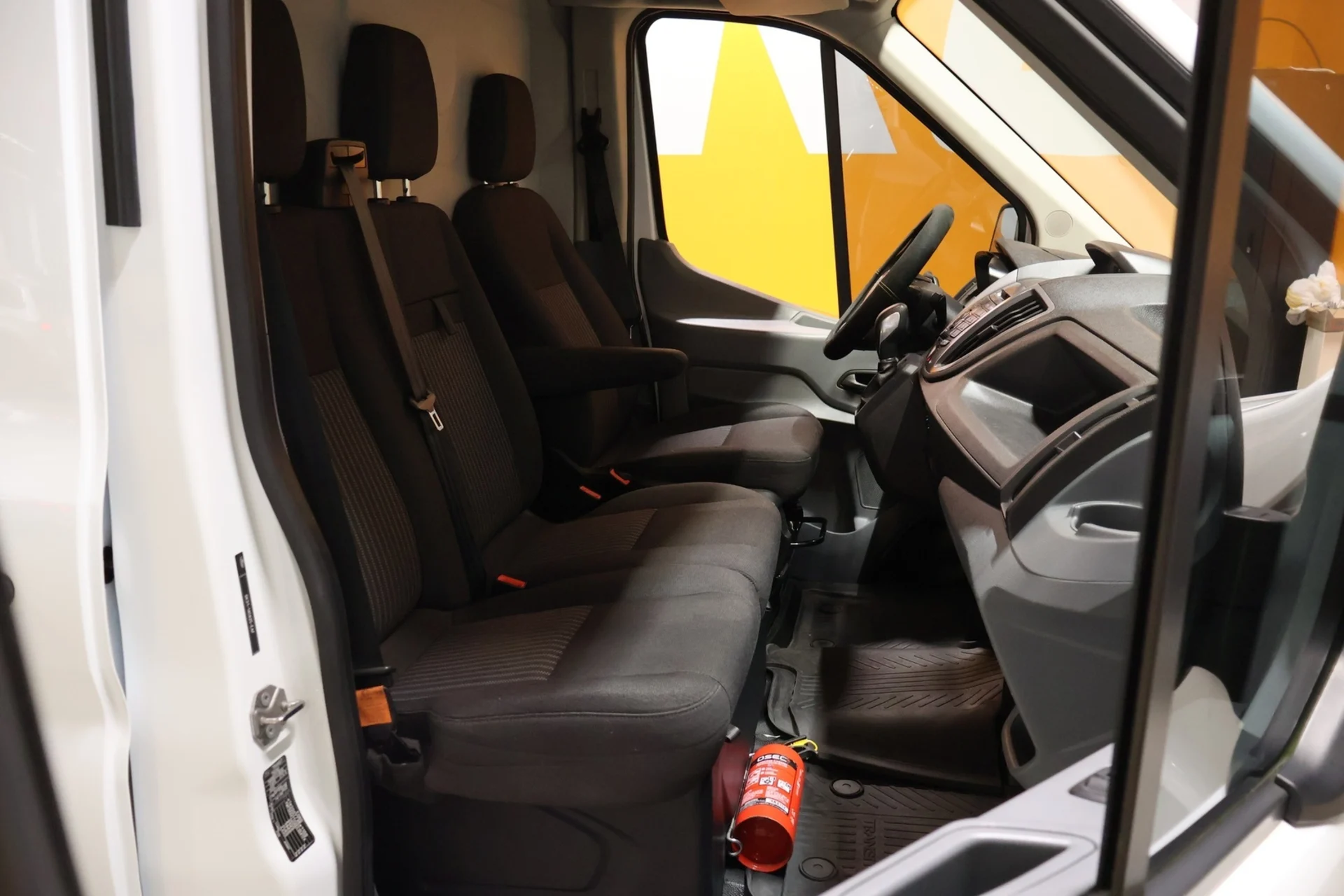 Car Image - RyYJxbuGW6aHLqEnouGzw