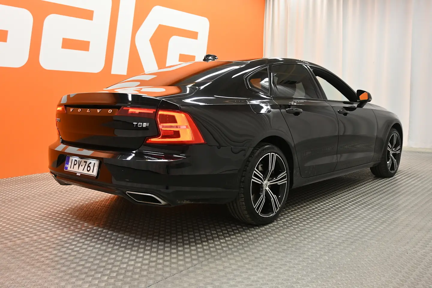 Car Image - 7uA1qSiMrZqz8cOSy1V6cZ