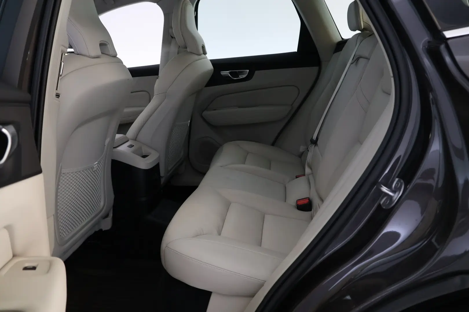 Car Image - 3SVZ6OBlRoKz1sH6ABTnJS