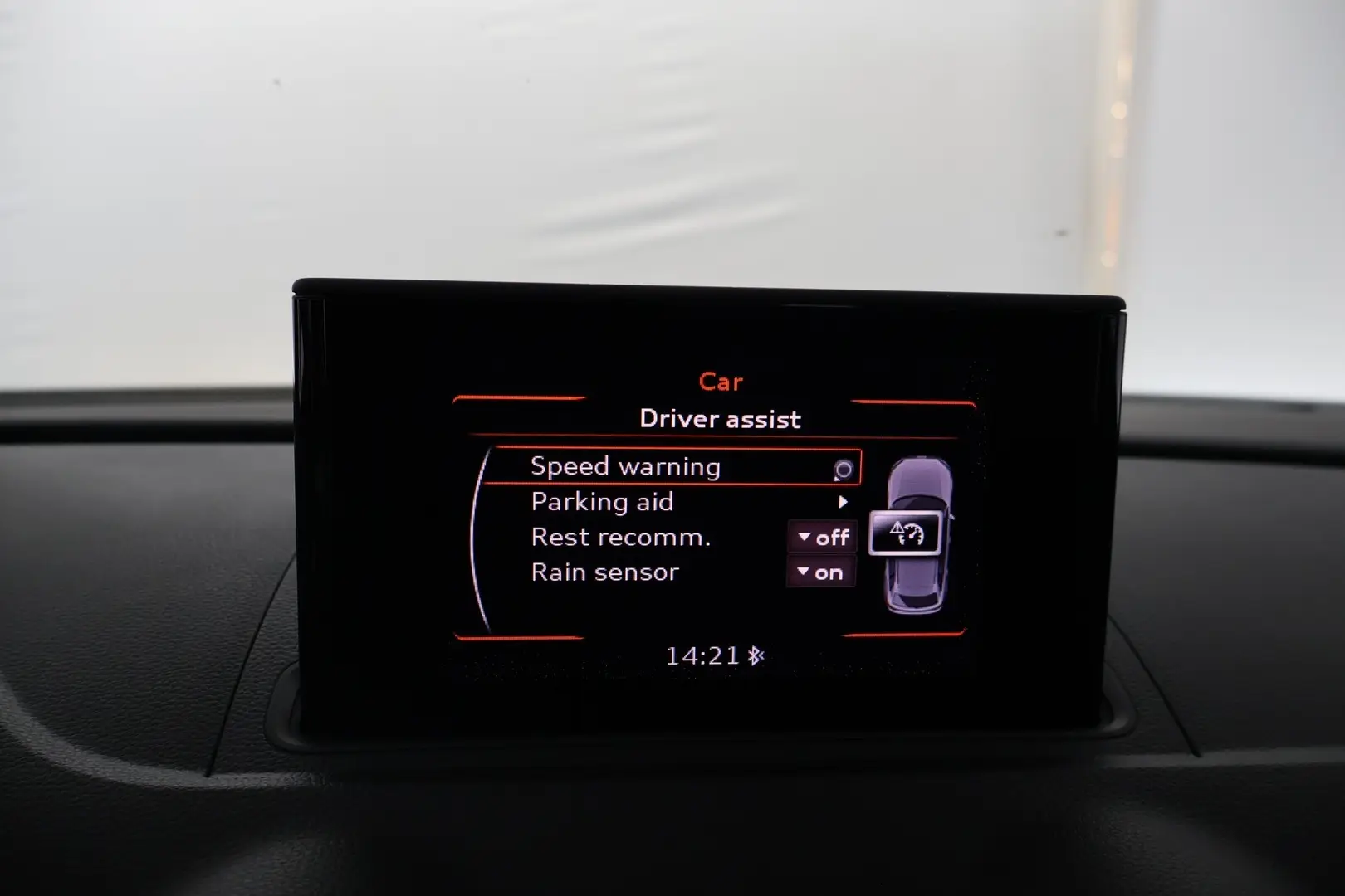 Car Image - 1gbi7bpJdICcSr129y8QsH