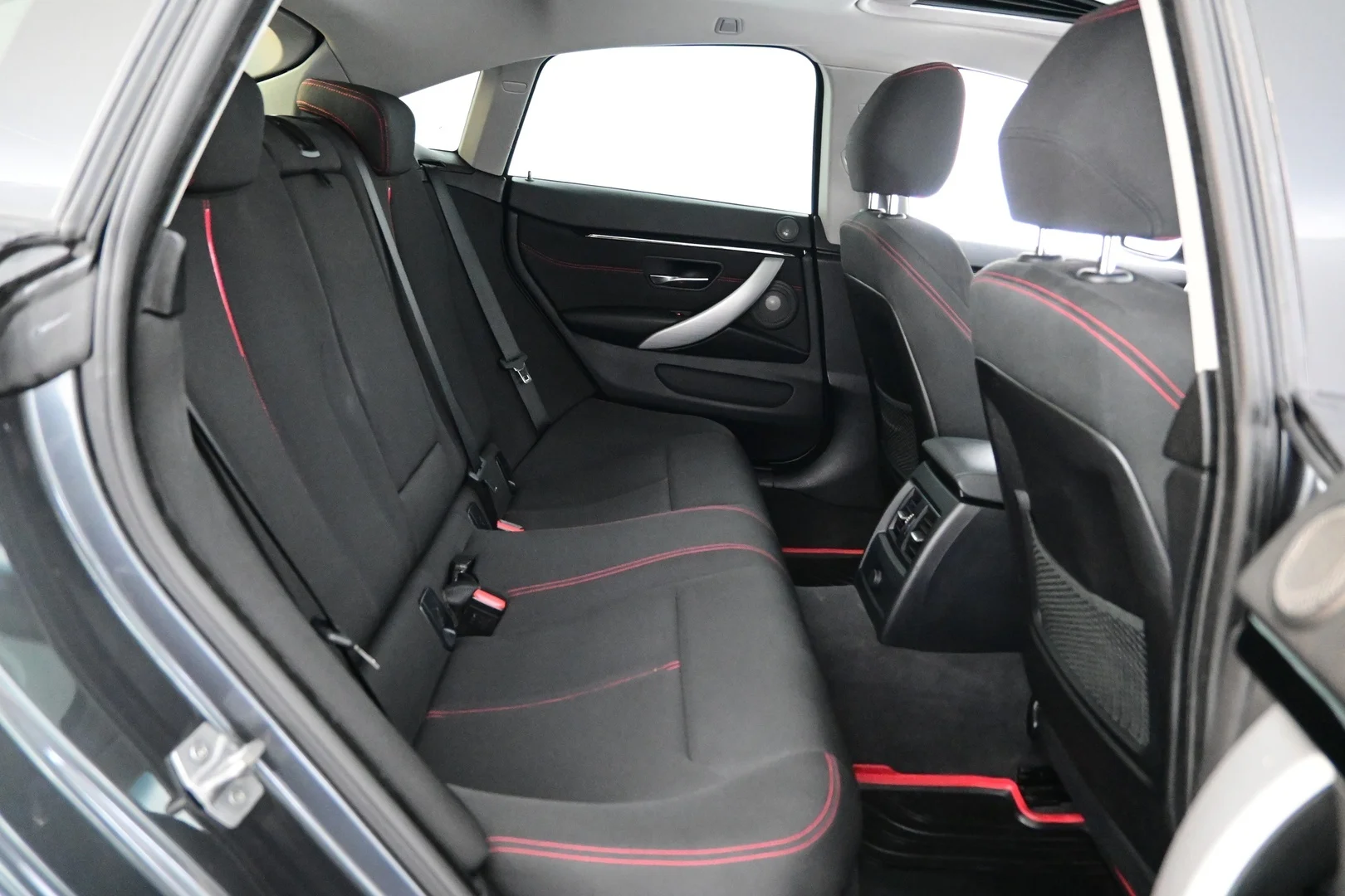 Car Image - 2YThMqy9JuQ3UB5uURvcEf