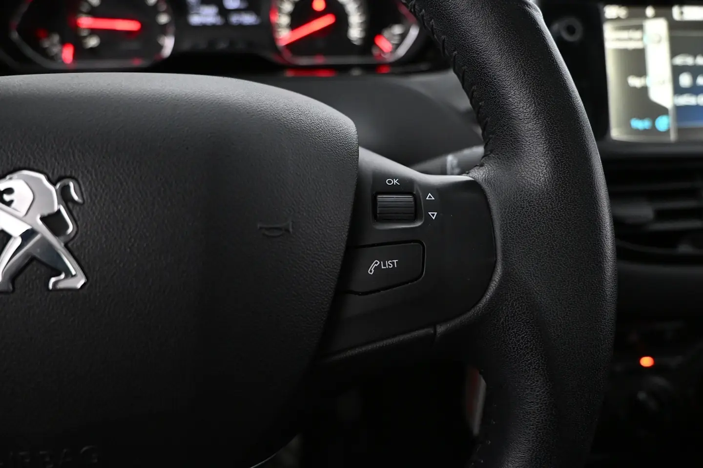 Car Image - 51L90vu2rv3nh4kdtXO5qy