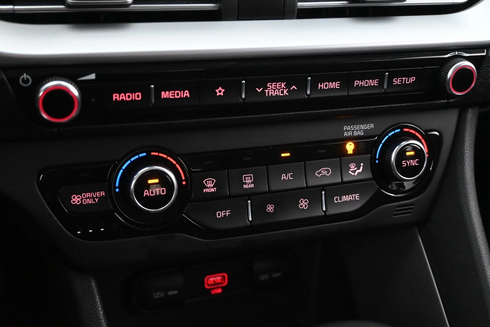 Car Image - 5xeFWdtnHfQORkzKcHkI1K