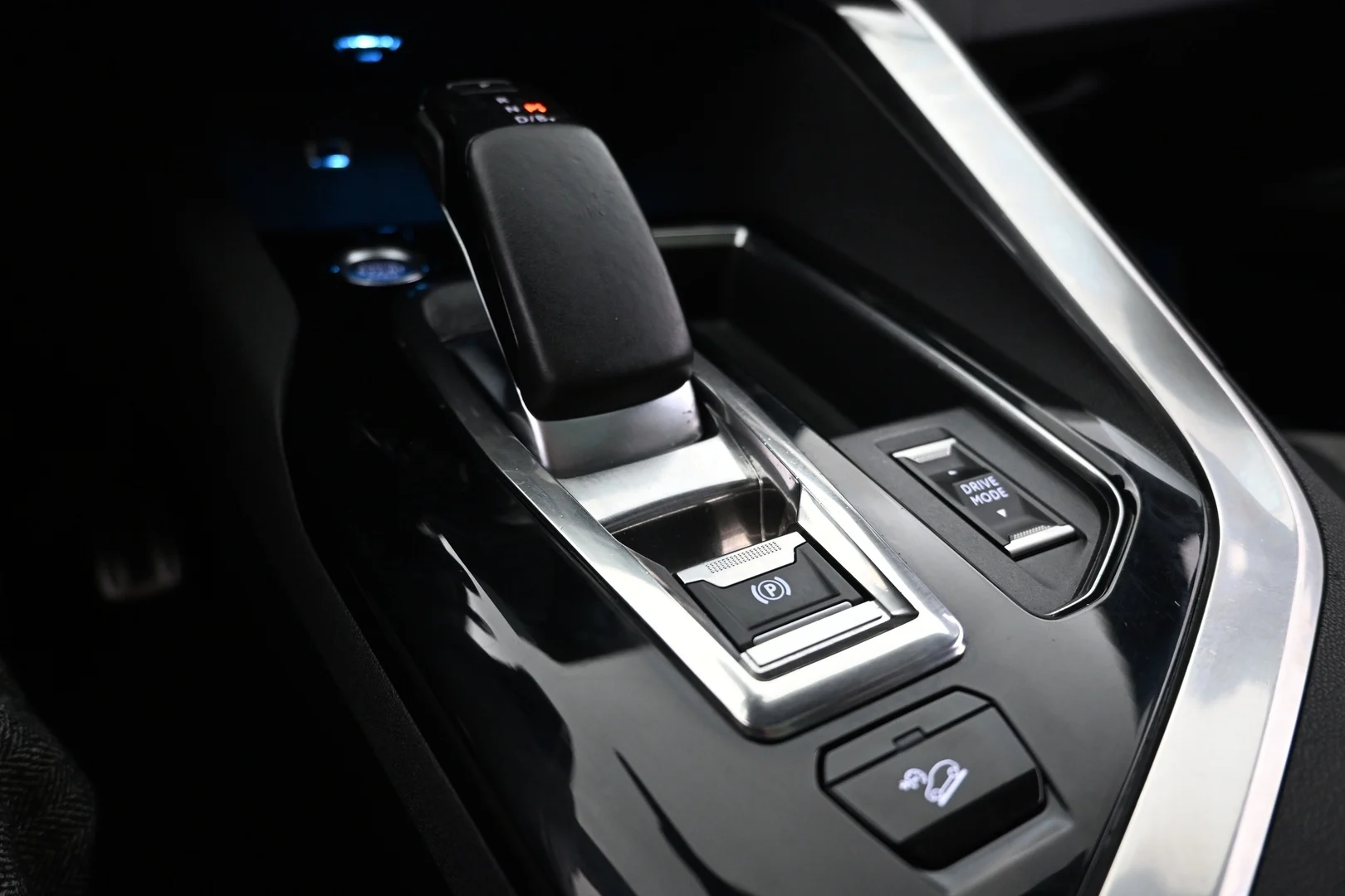 Car Image - FuvclooBABU0Oz1kSAIvw