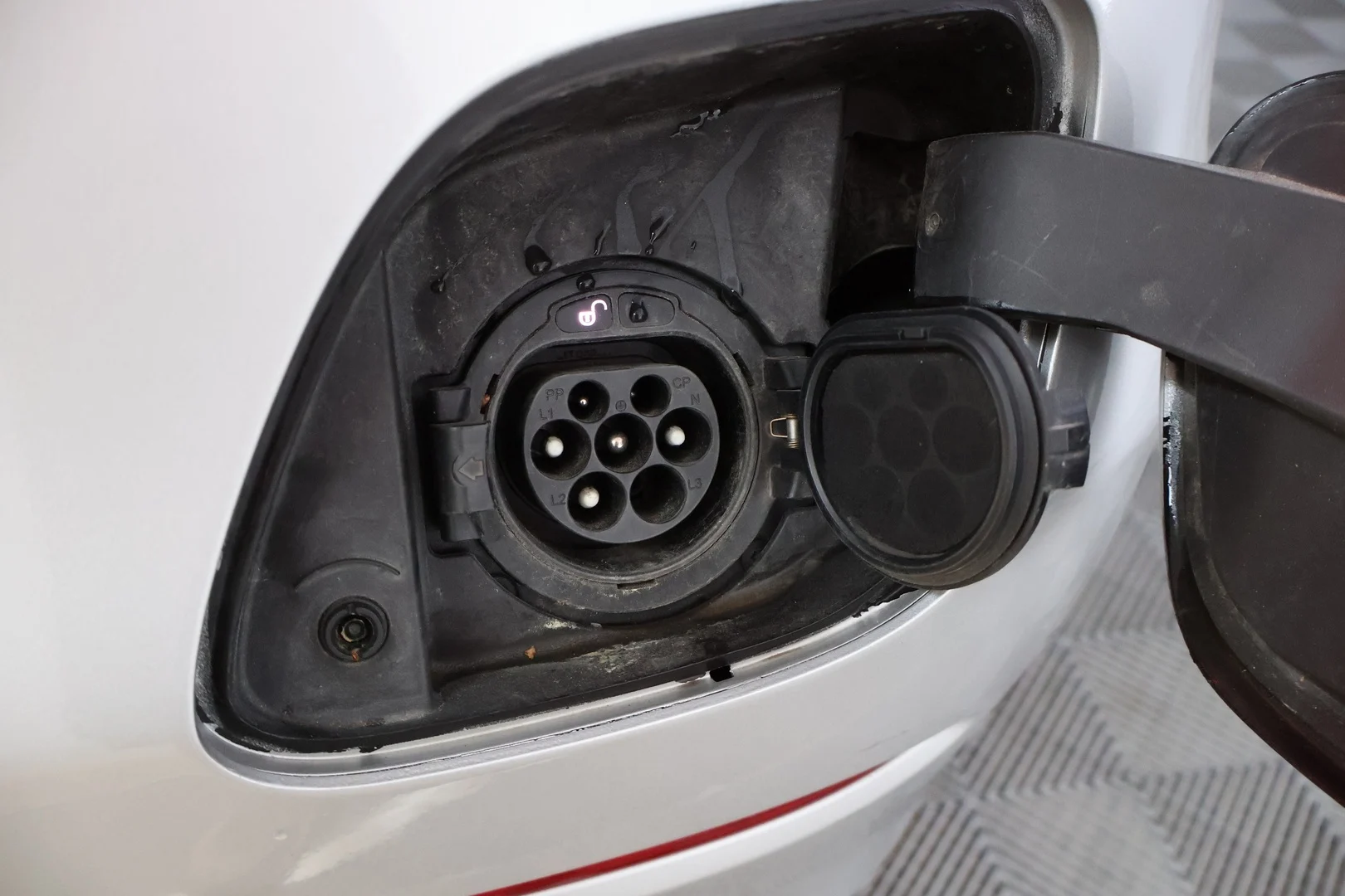 Car Image - 4OzEjLhx7dsY2F8FtXz2Sw