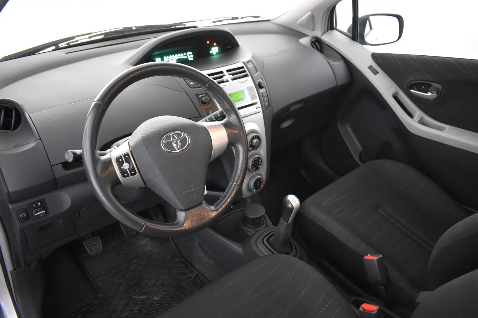 Car Image - 7lt3pCQdxMYRGBvQH9Ezv9