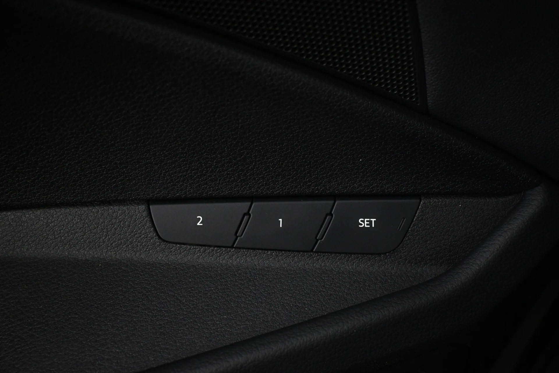 Car Image - 16WZds6VvmunPYdjbkvUDe