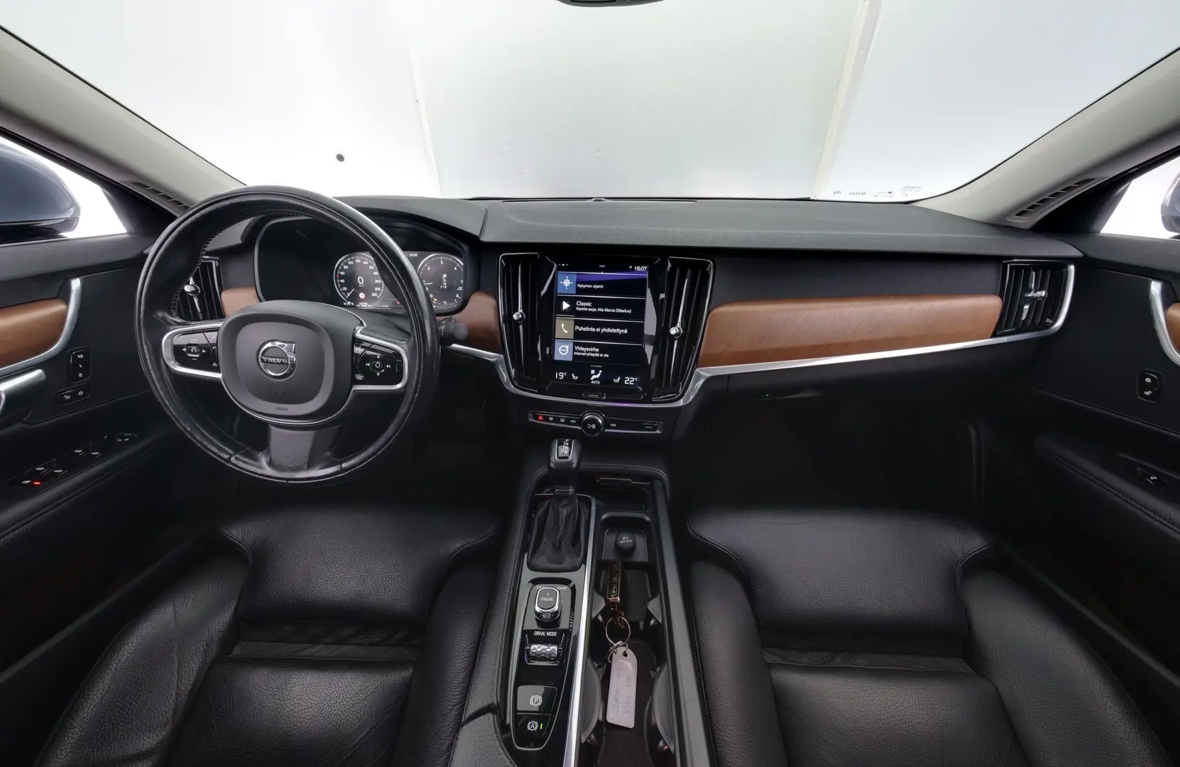 Car Image - 2k5BfeE3dt11duGQhQEwHJ