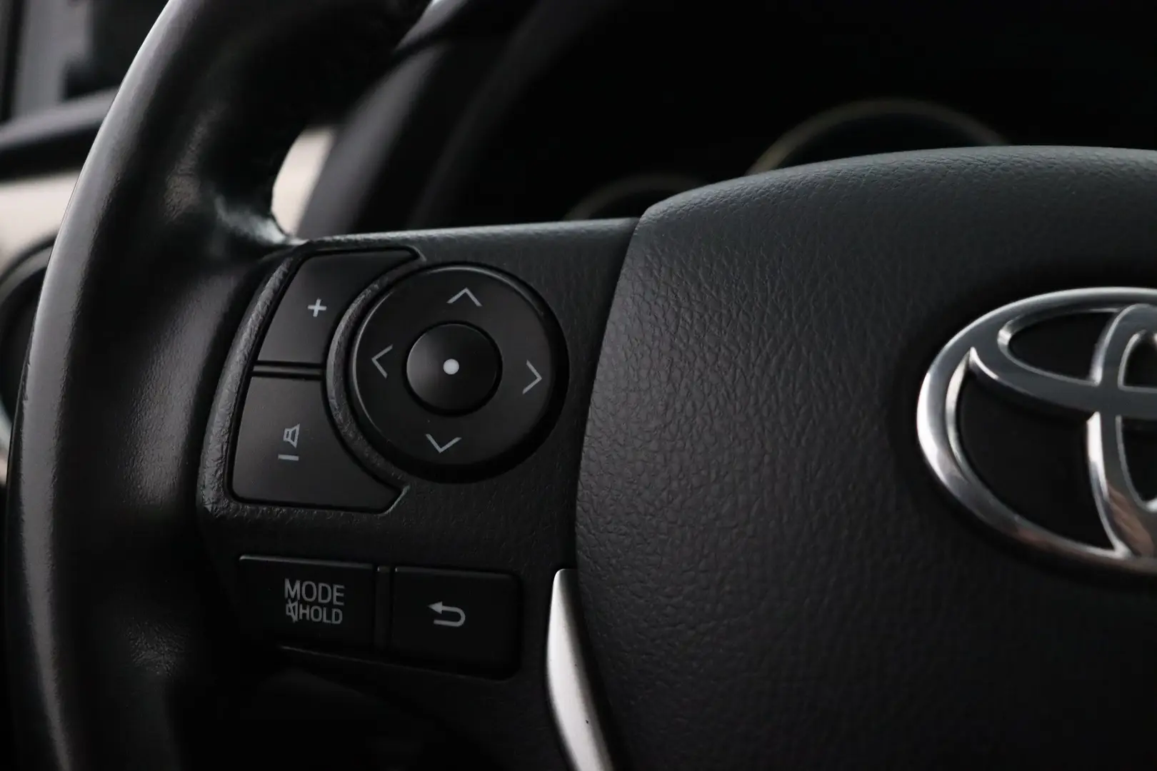 Car Image - 7FPn8zrT8HD973fMtO15pQ