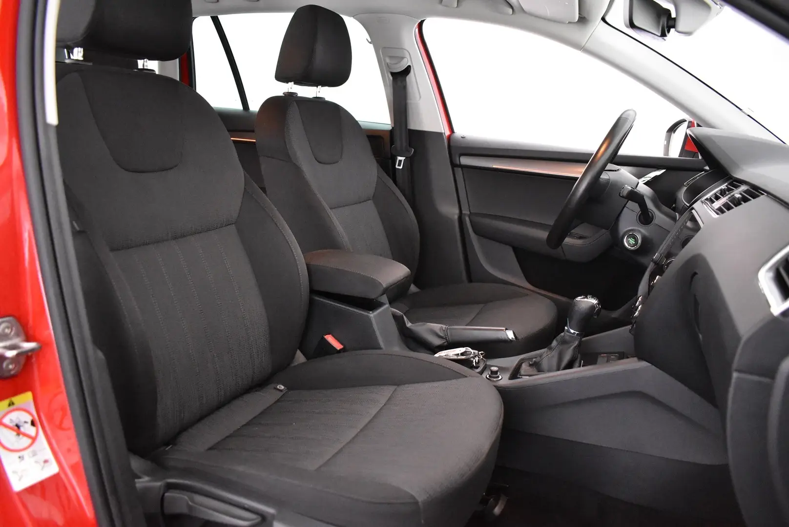 Car Image - 353uG3WfMHh5BqekkElUHx