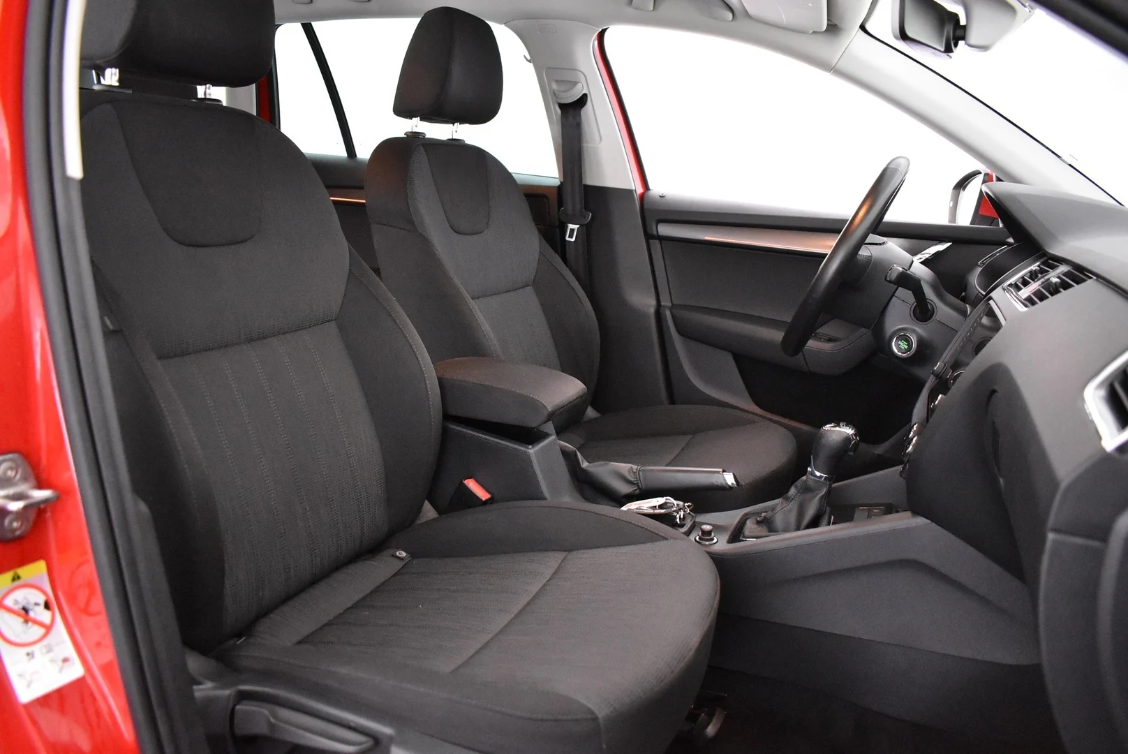 Car Image - 353uG3WfMHh5BqekkElUHx