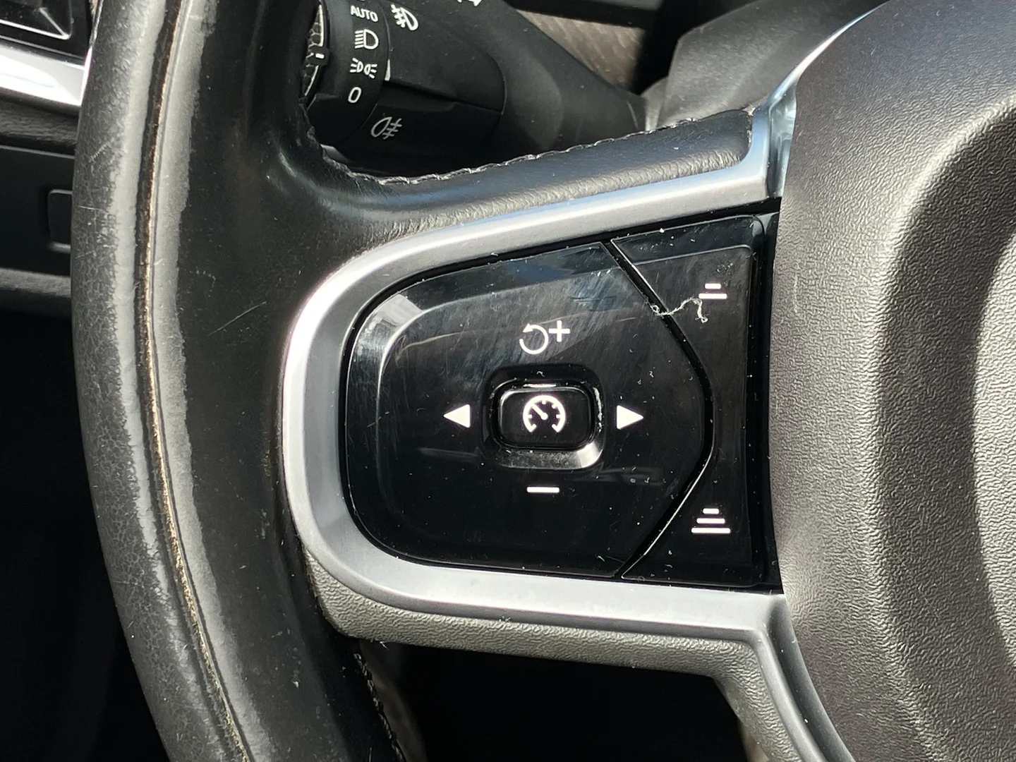 Car Image - 5NXtbaobXr0vuLepFUnwsq