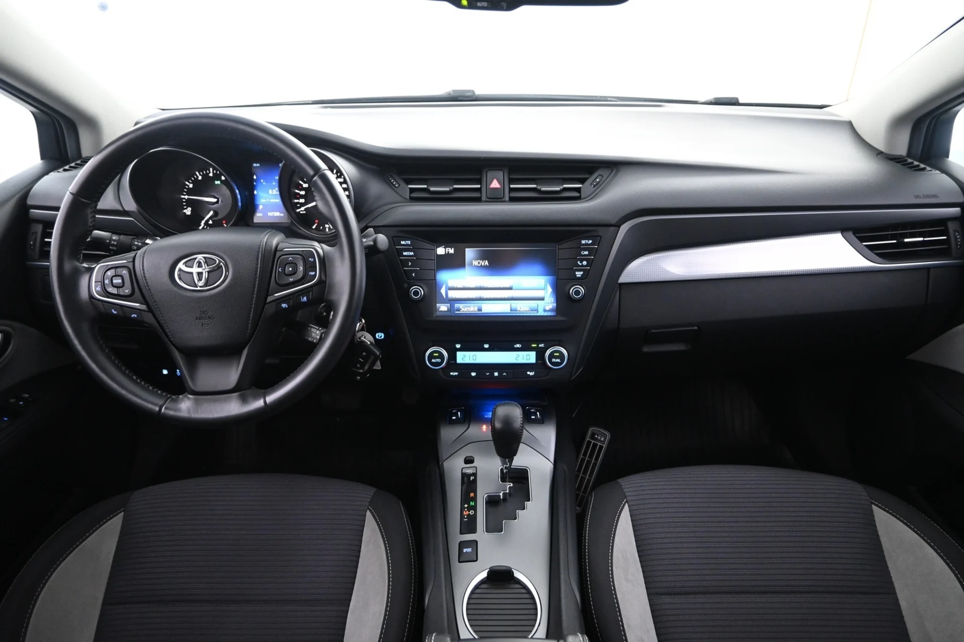 Car Image - 17JQ1q8a6nWvqUIrDzePP9